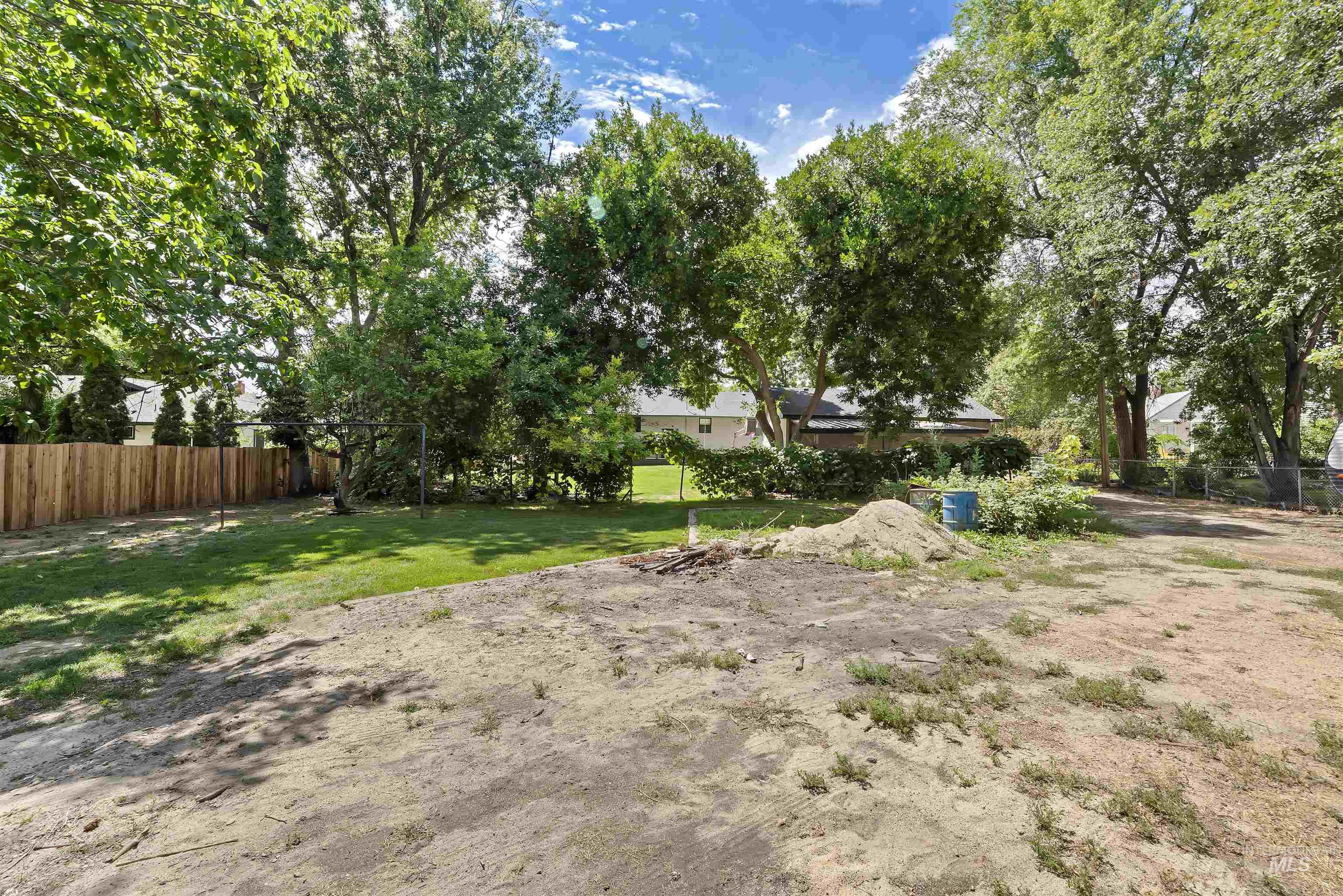 1132 S Powerline Rd Property Photo 37