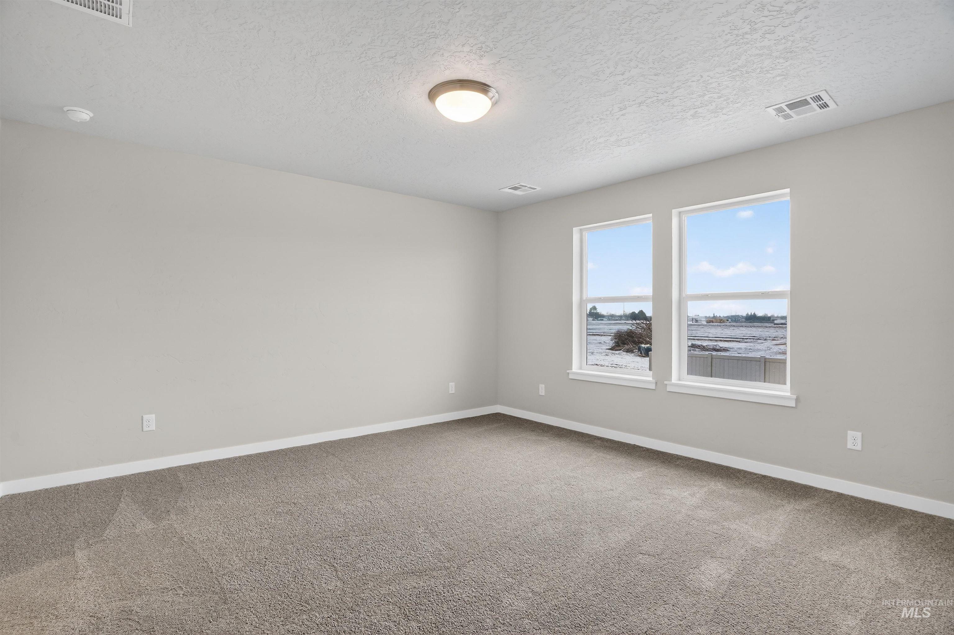 19317 Snowyside Way Property Photo 15