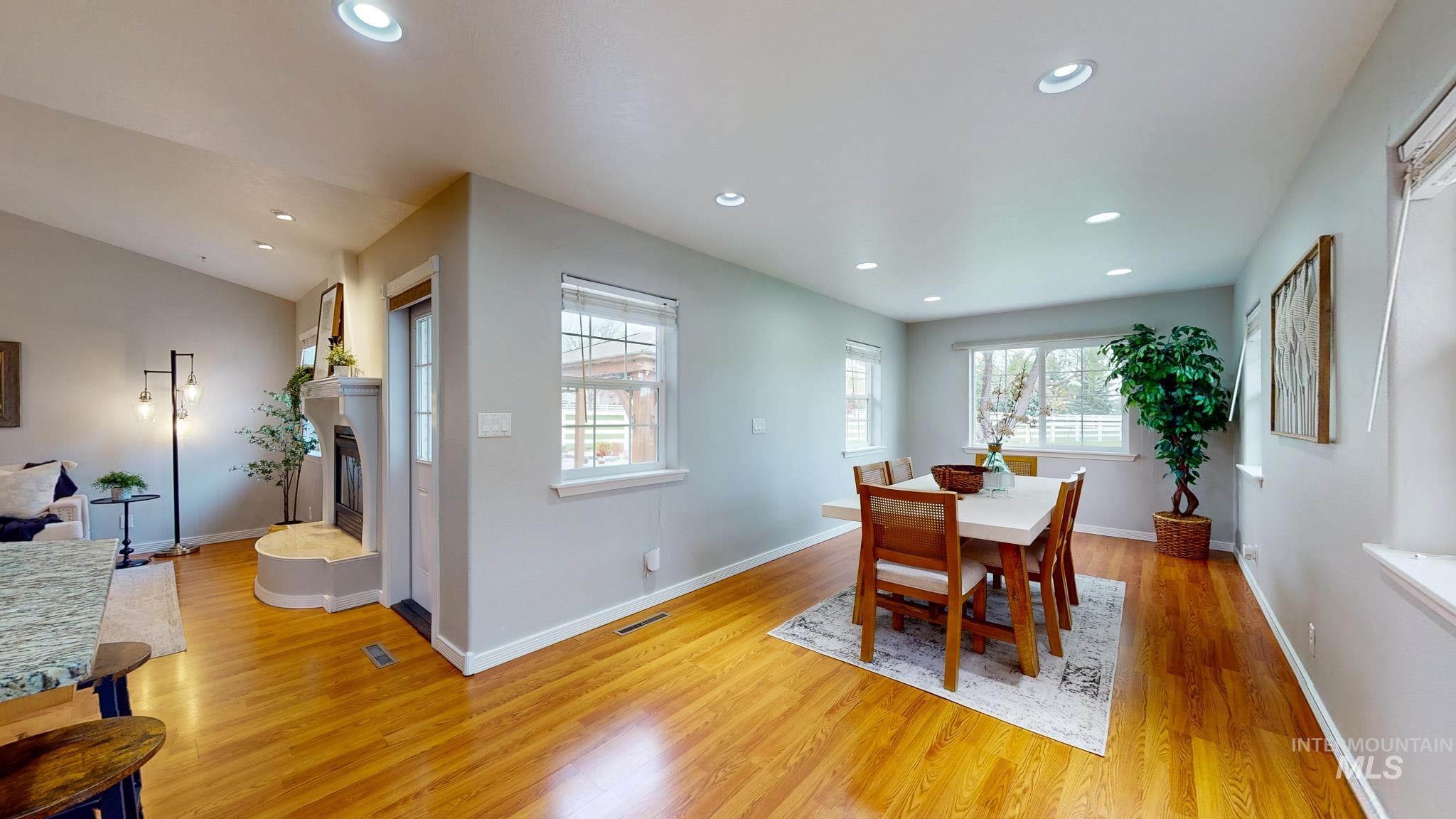 2520 E 3707 N Property Photo 12