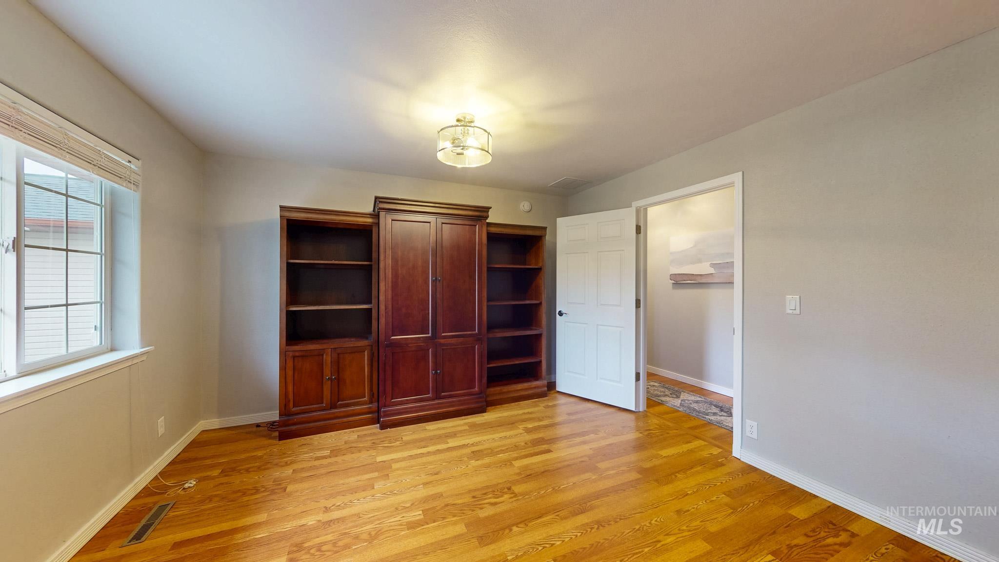 2520 E 3707 N Property Photo 22