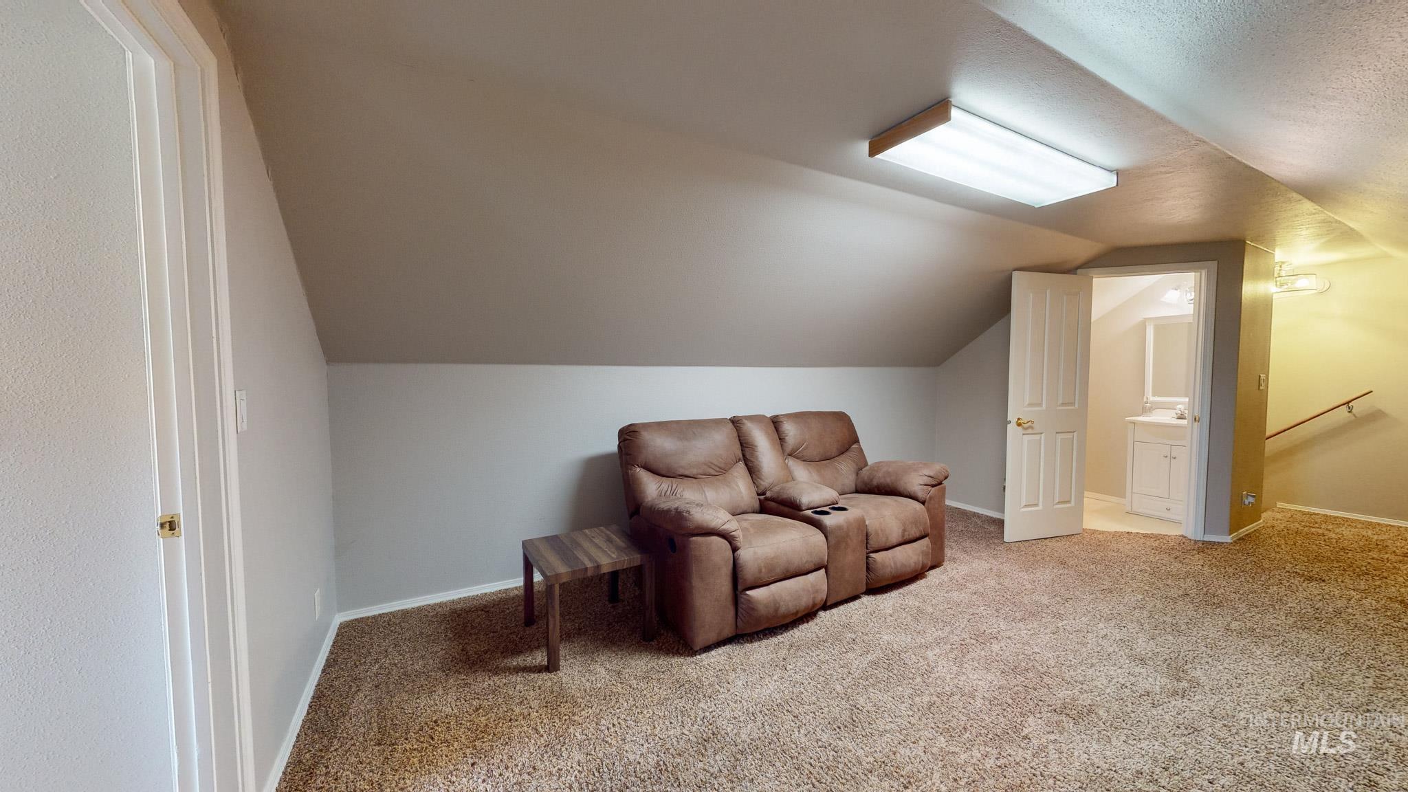 2520 E 3707 N Property Photo 32