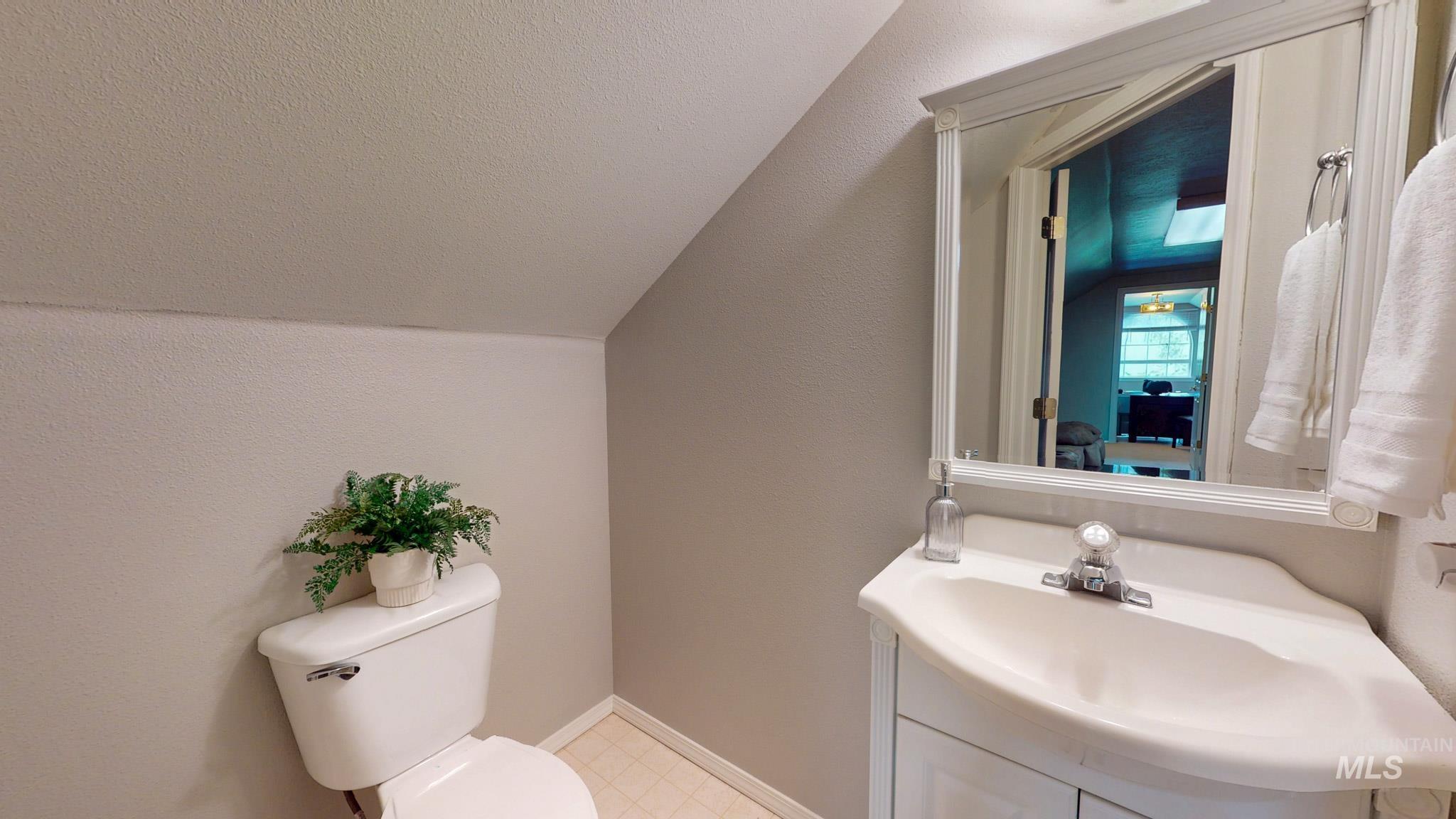 2520 E 3707 N Property Photo 36