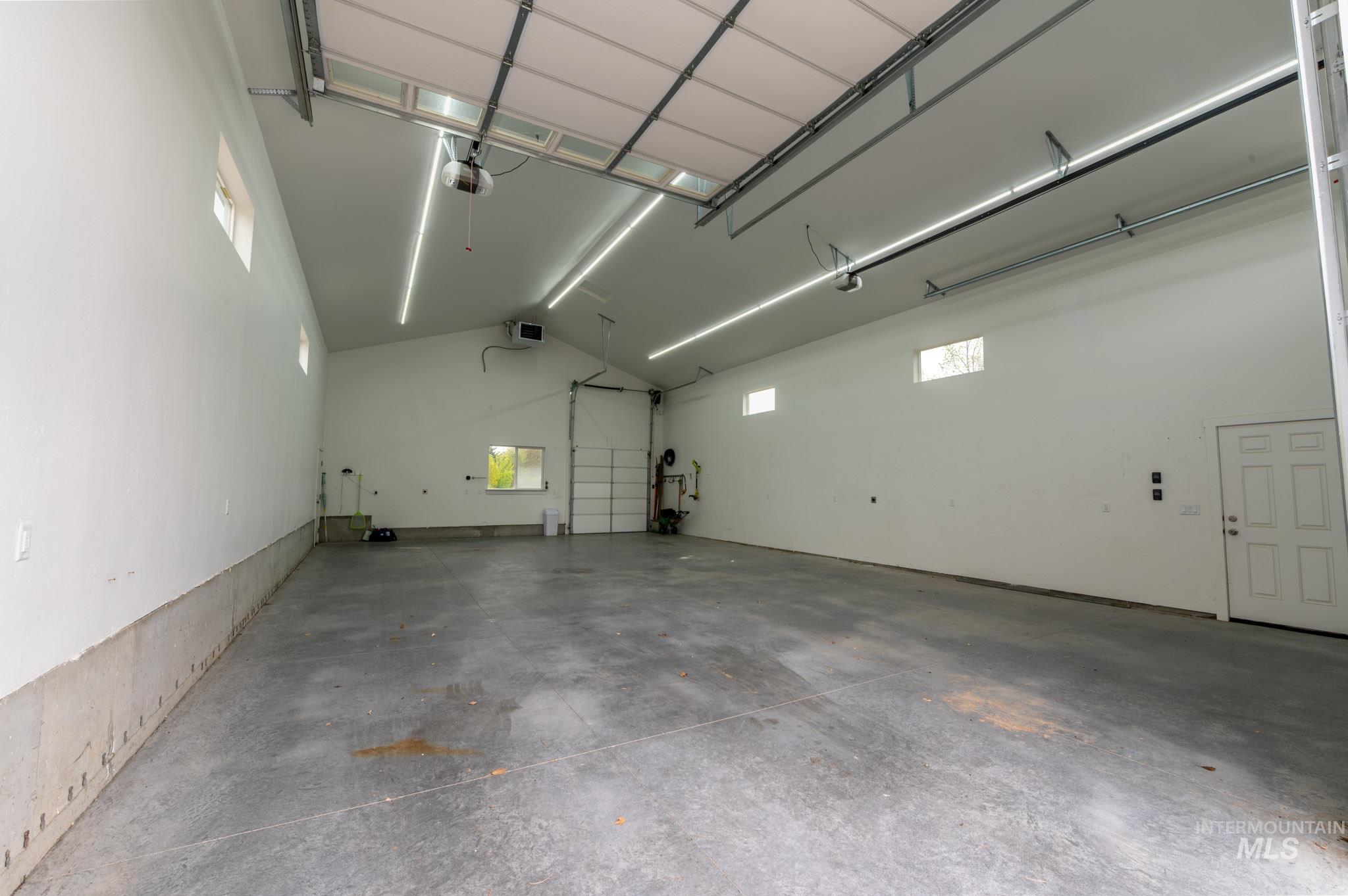 2520 E 3707 N Property Photo 45