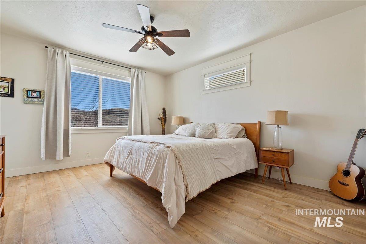 18258 N Goldenridge Property Photo 14