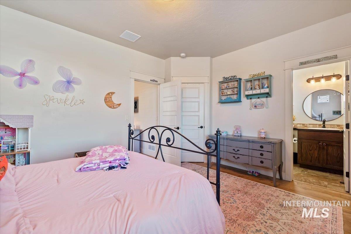 18258 N Goldenridge Property Photo 19