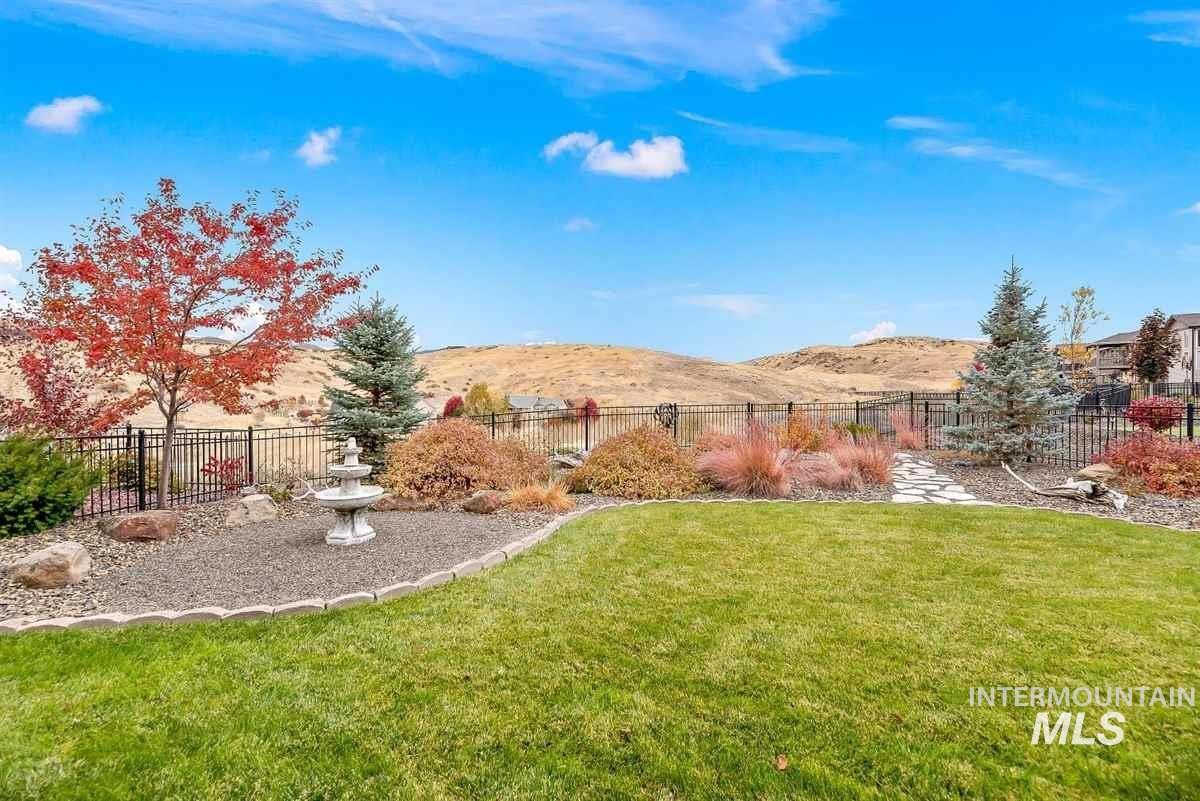 18258 N Goldenridge Property Photo 46
