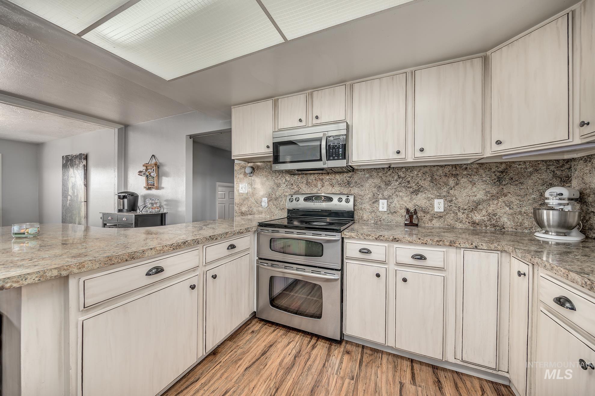 644 Ontario Heights Rd Property Photo 16