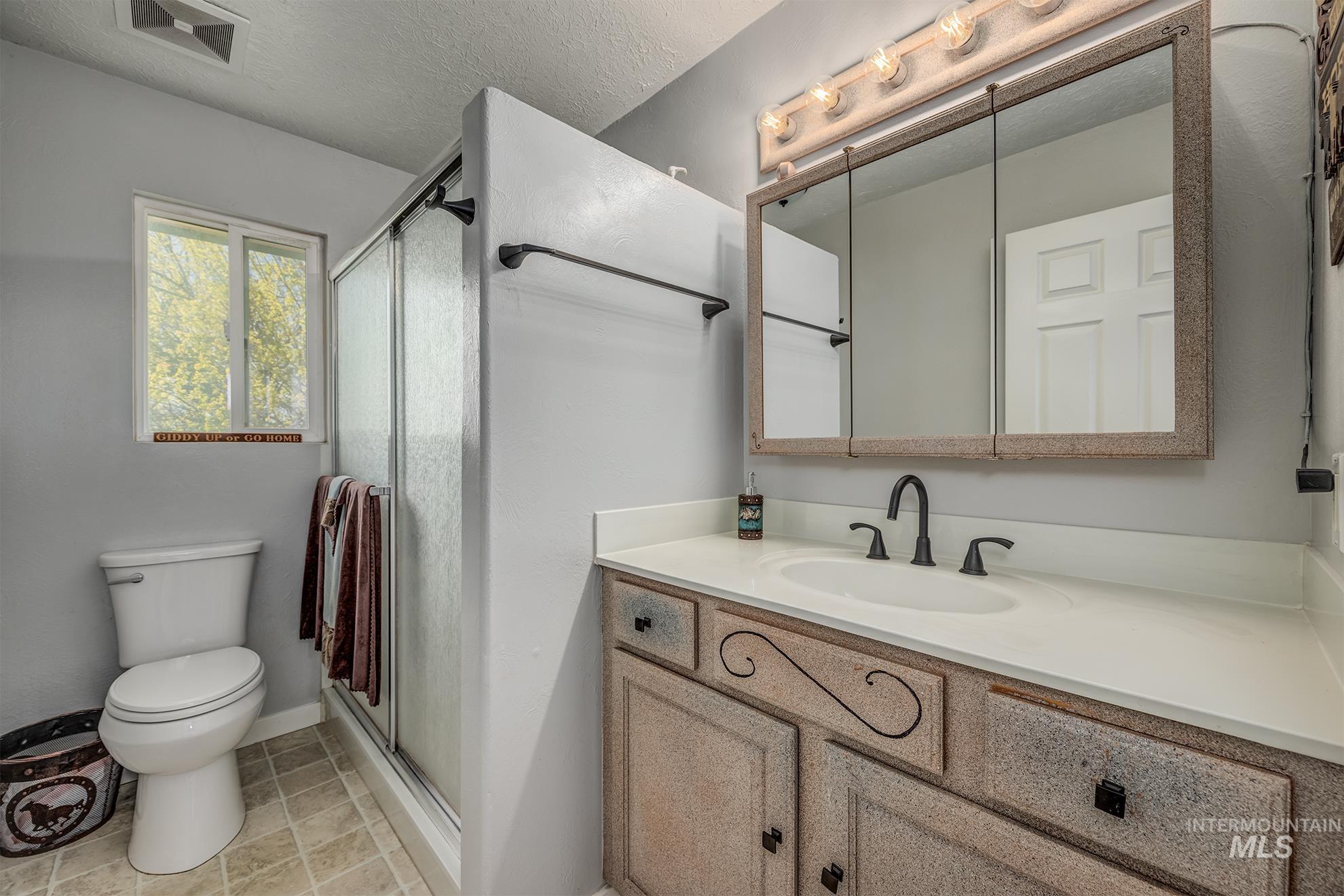 644 Ontario Heights Rd Property Photo 20