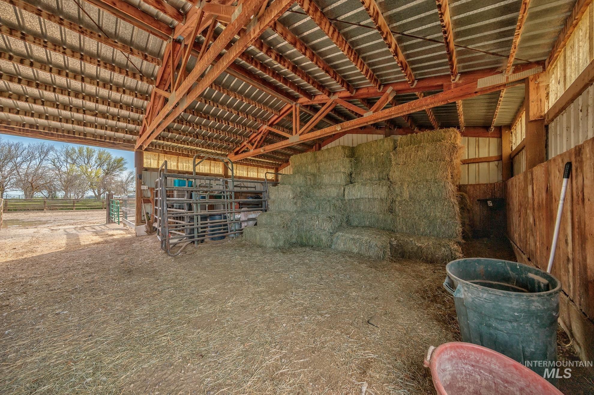 644 Ontario Heights Rd Property Photo 37
