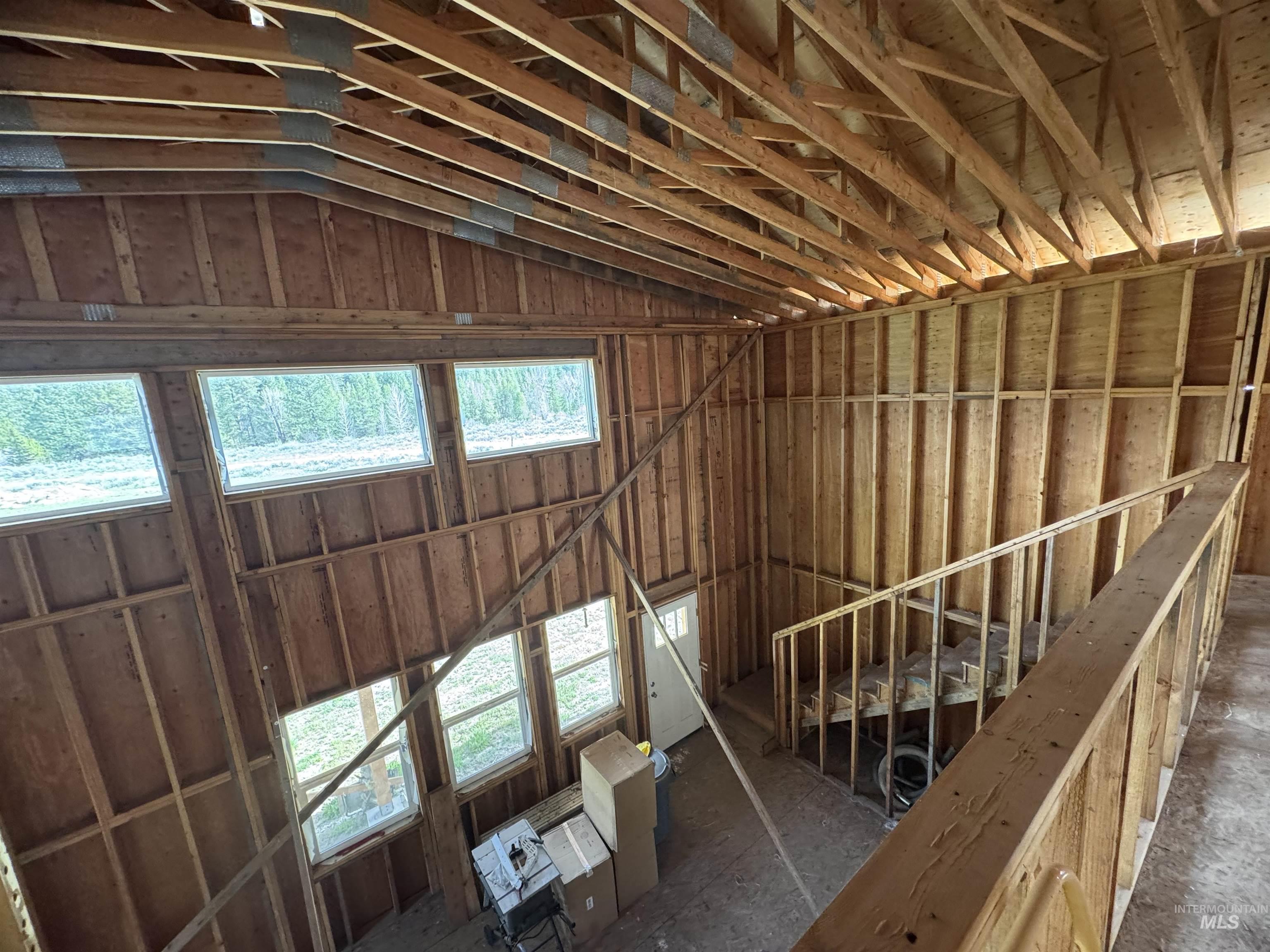 5050 E Baumgartner Rd Property Photo 5