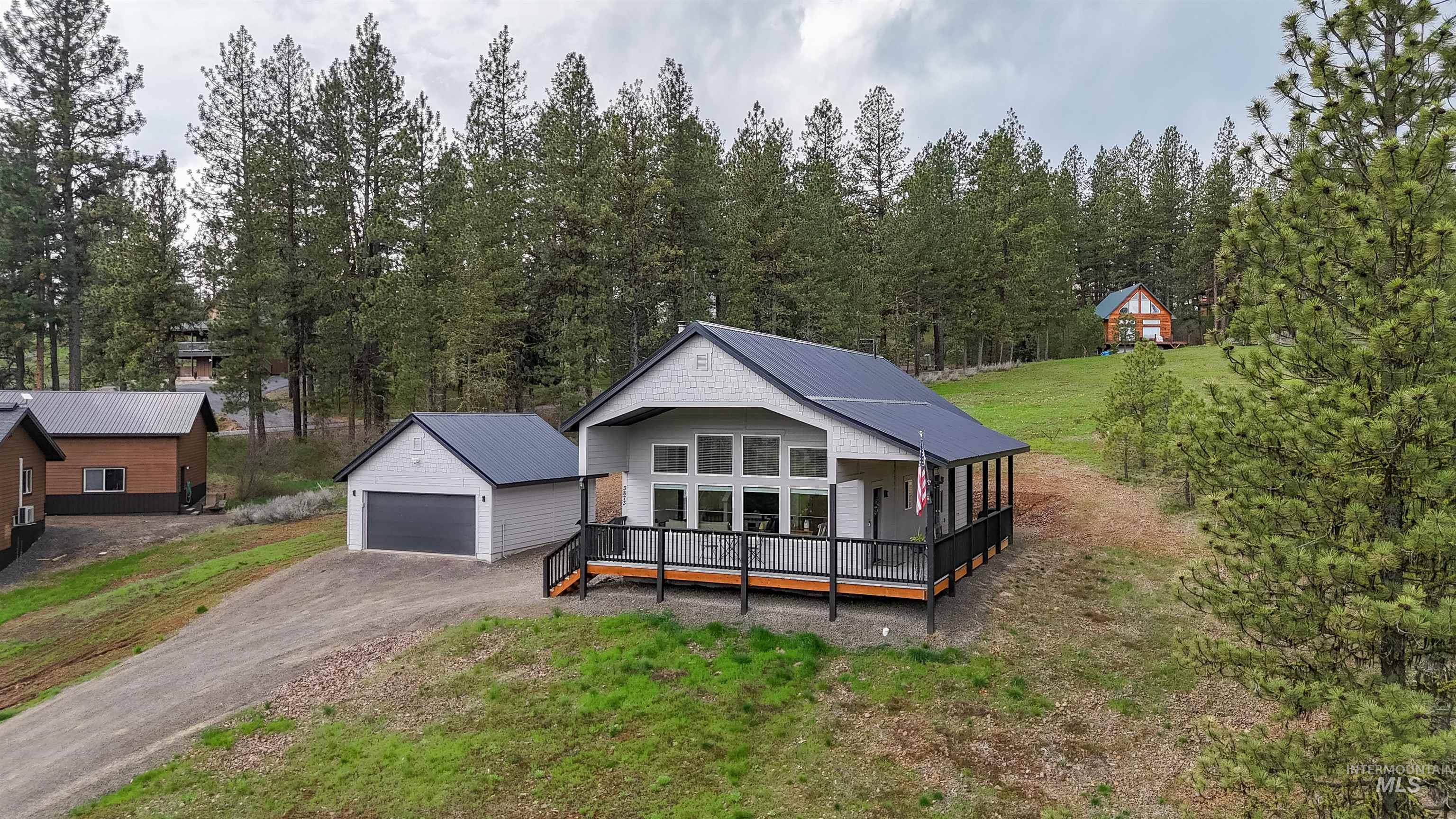 3873 Hot Springs Road Property Photo 1