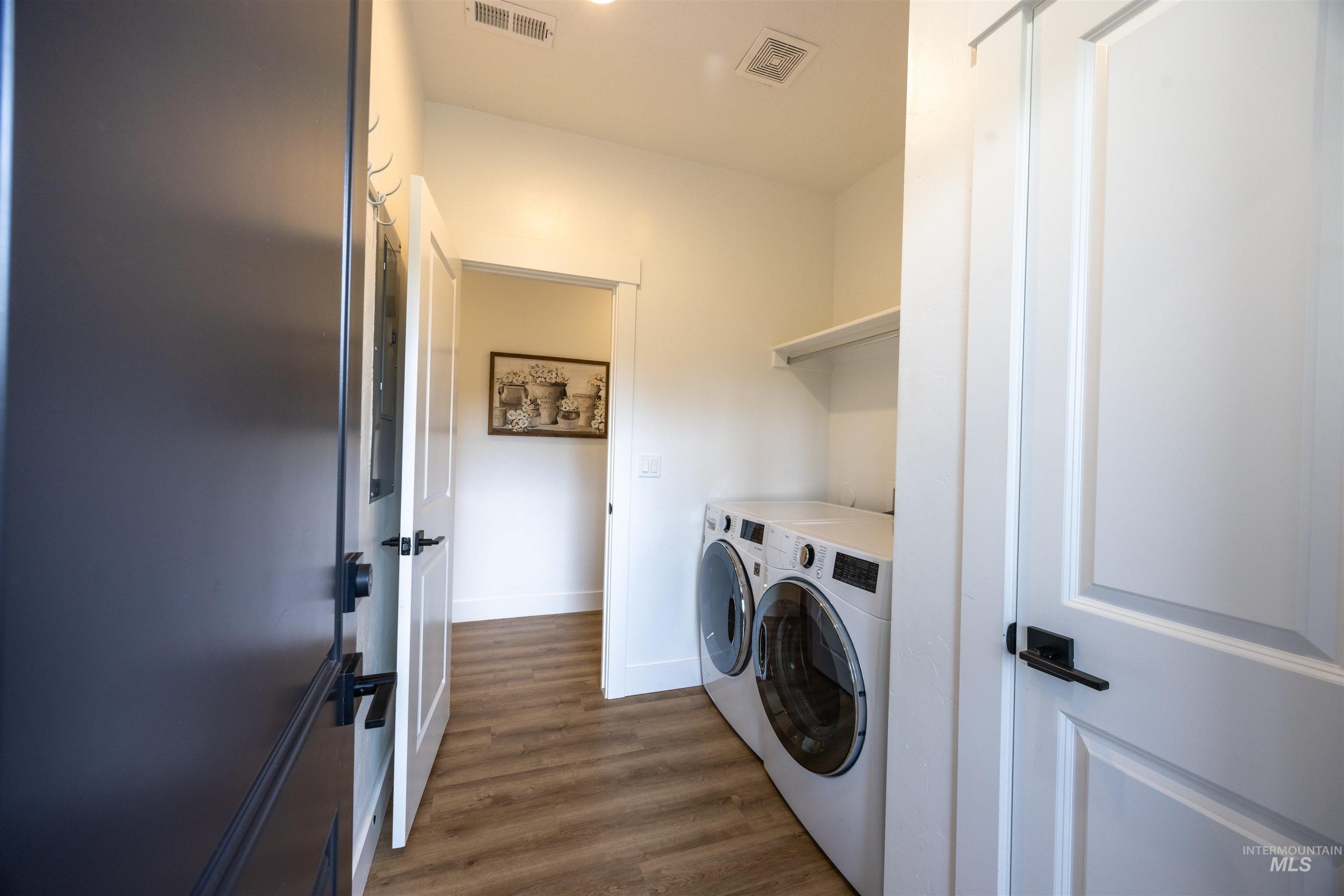 3873 Hot Springs Road Property Photo 11