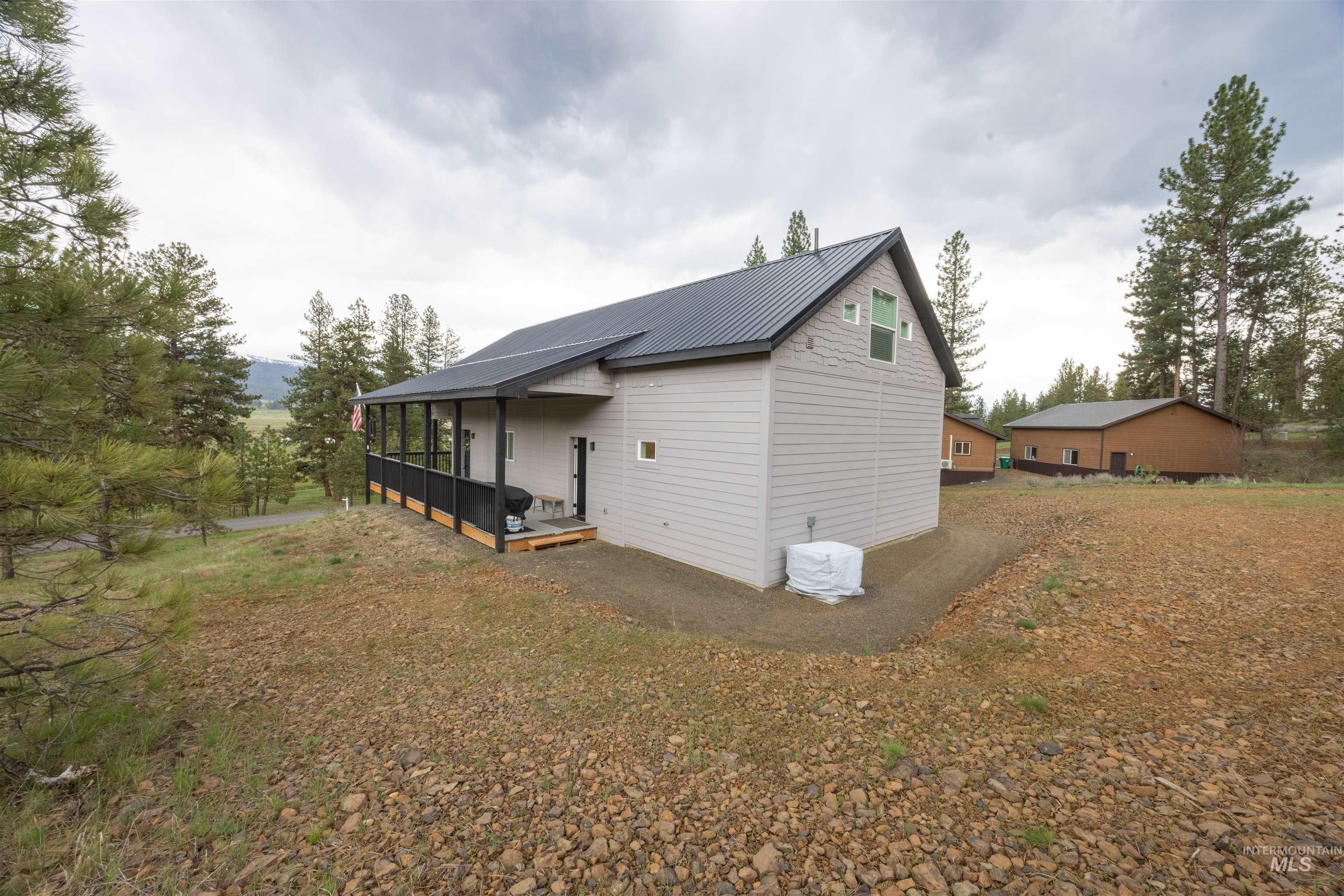3873 Hot Springs Road Property Photo 16