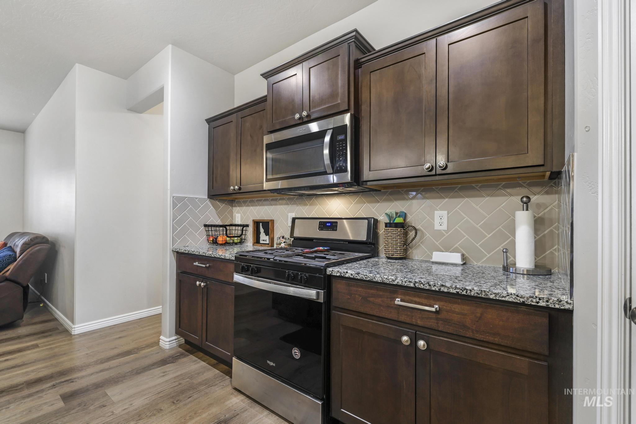 1362 Golden Pheasant Dr Property Photo 13