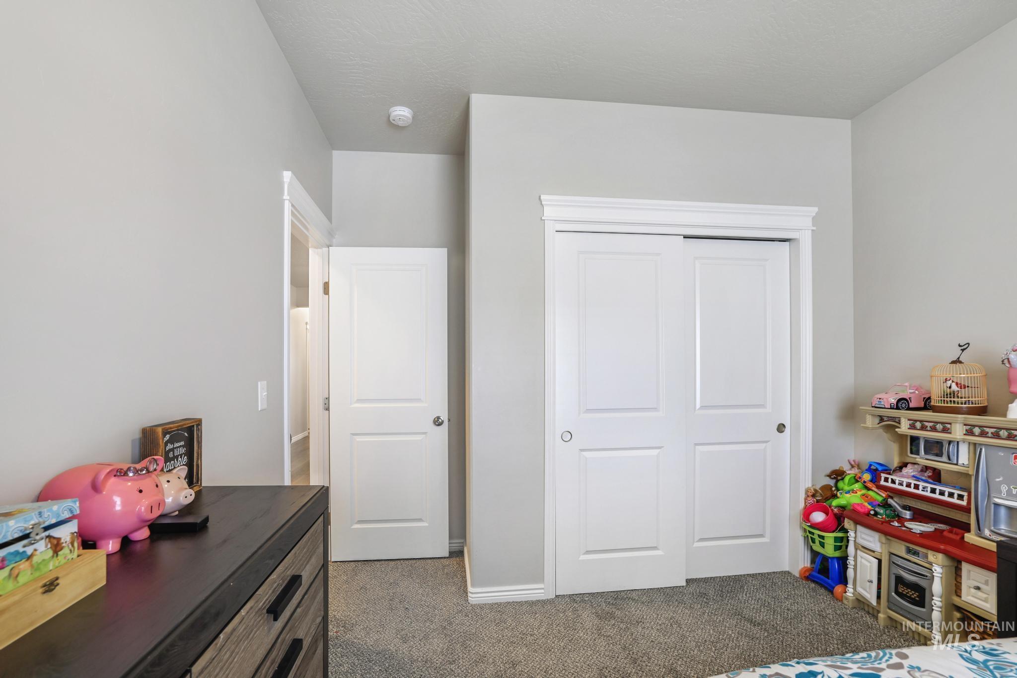 1362 Golden Pheasant Dr Property Photo 24