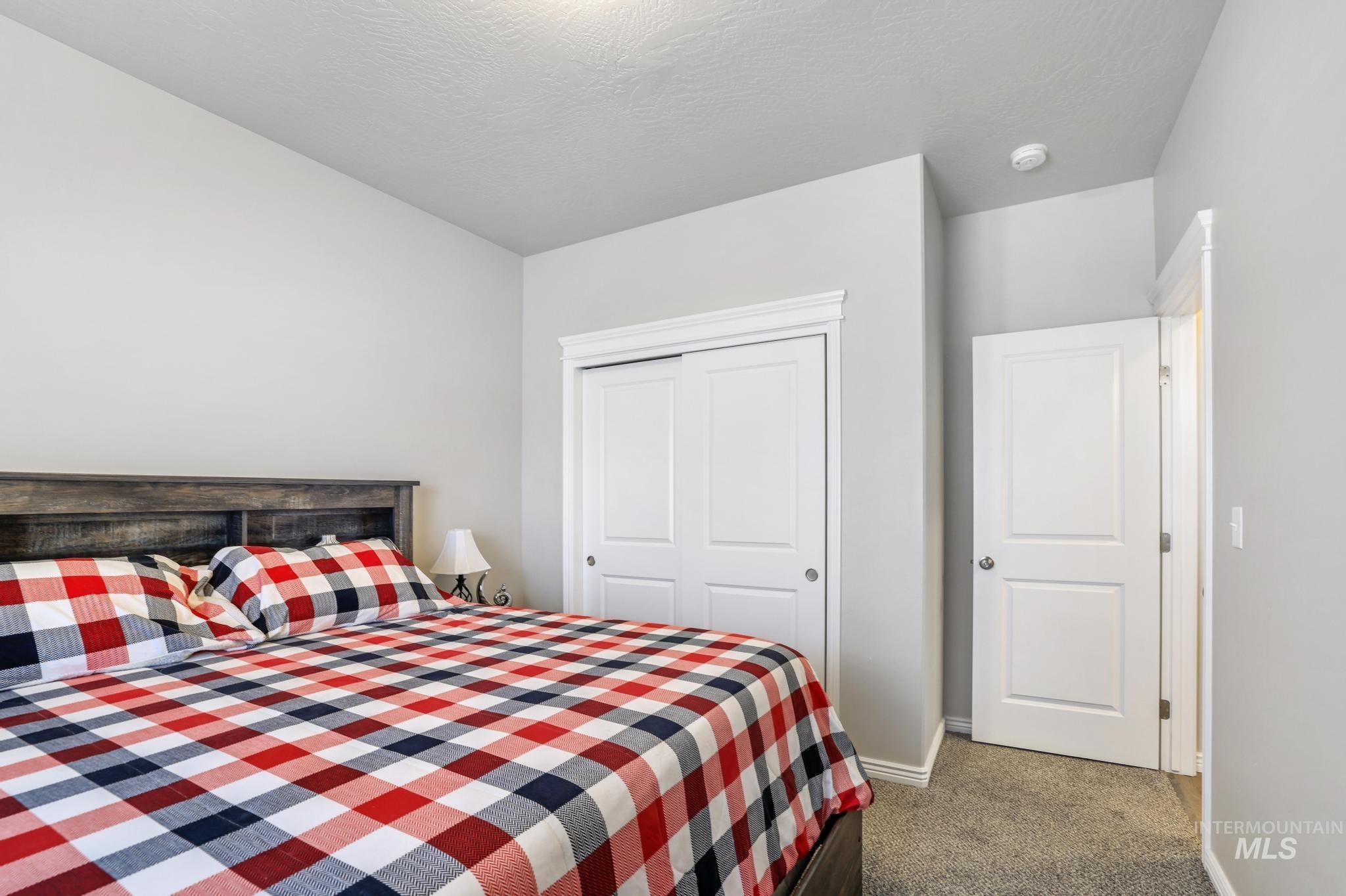 1362 Golden Pheasant Dr Property Photo 30