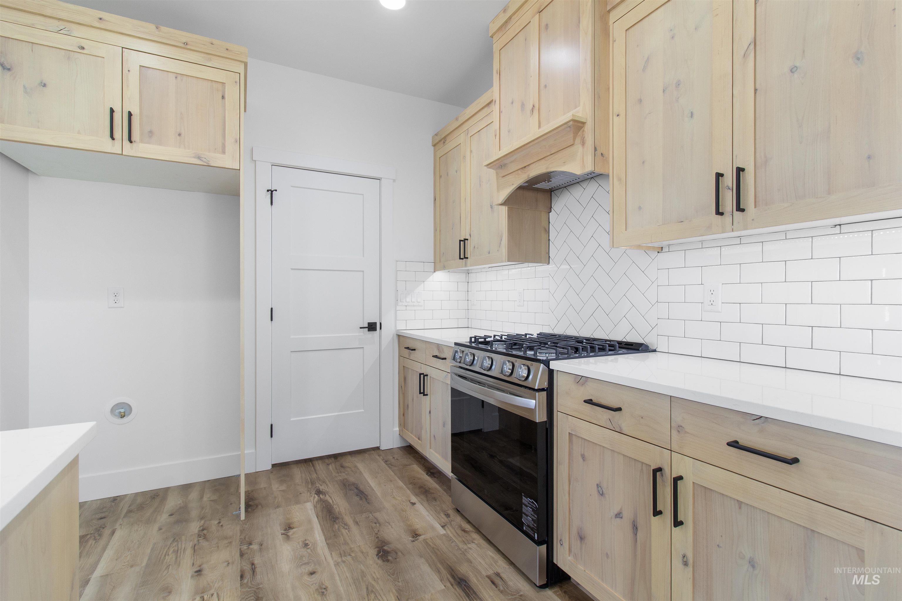 579 Moonstone Property Photo 15