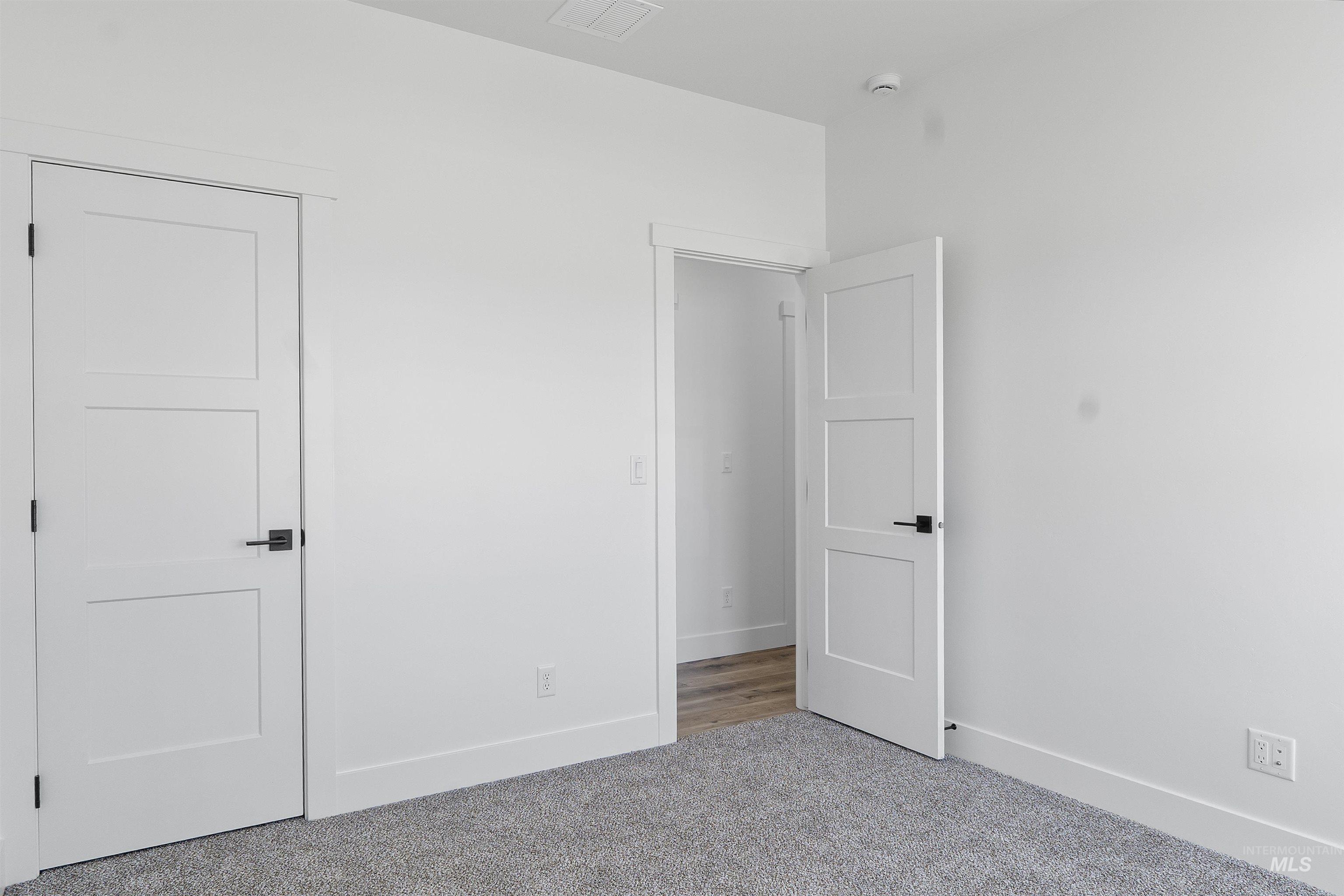 579 Moonstone Property Photo 24