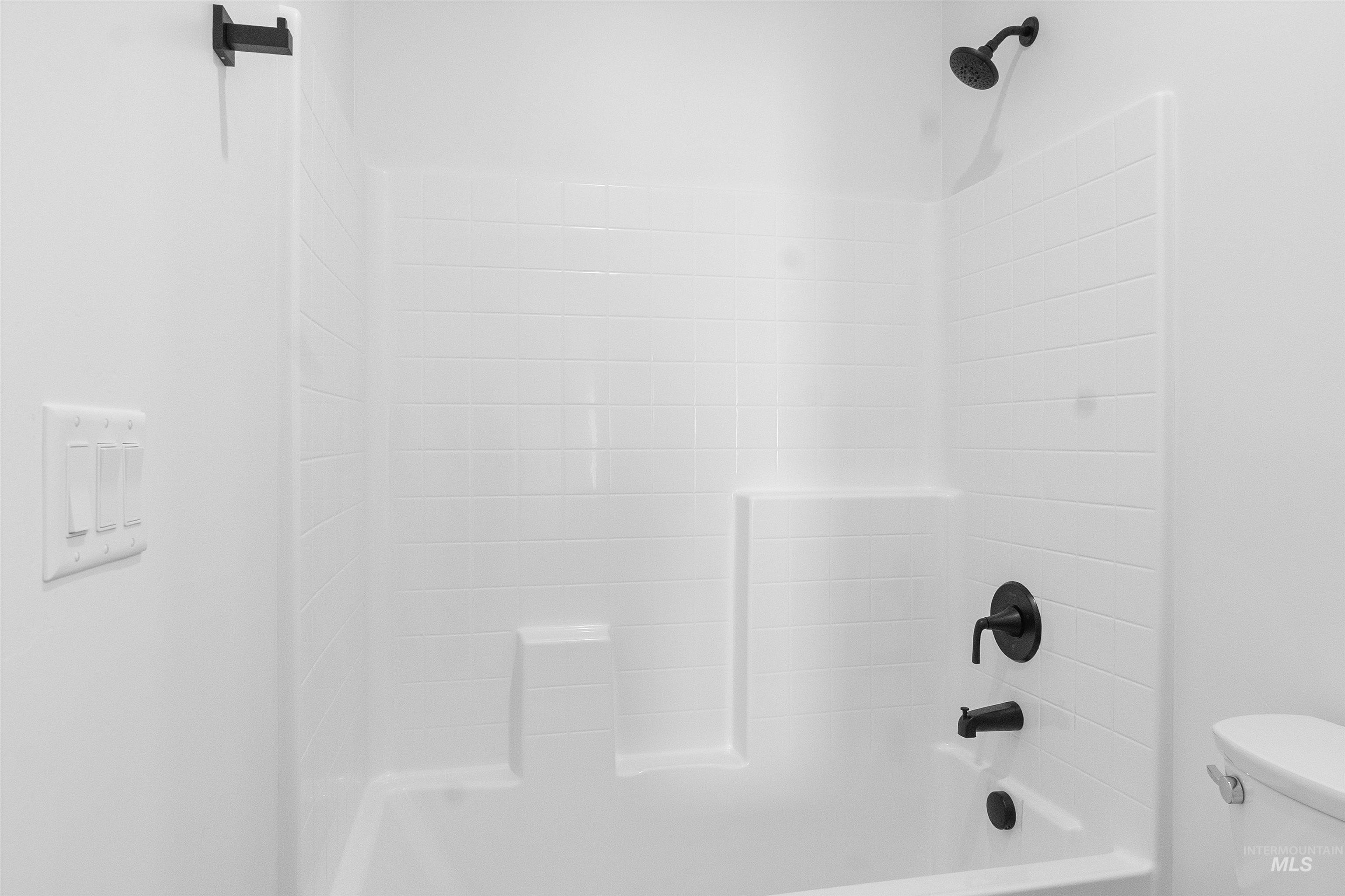 579 Moonstone Property Photo 28