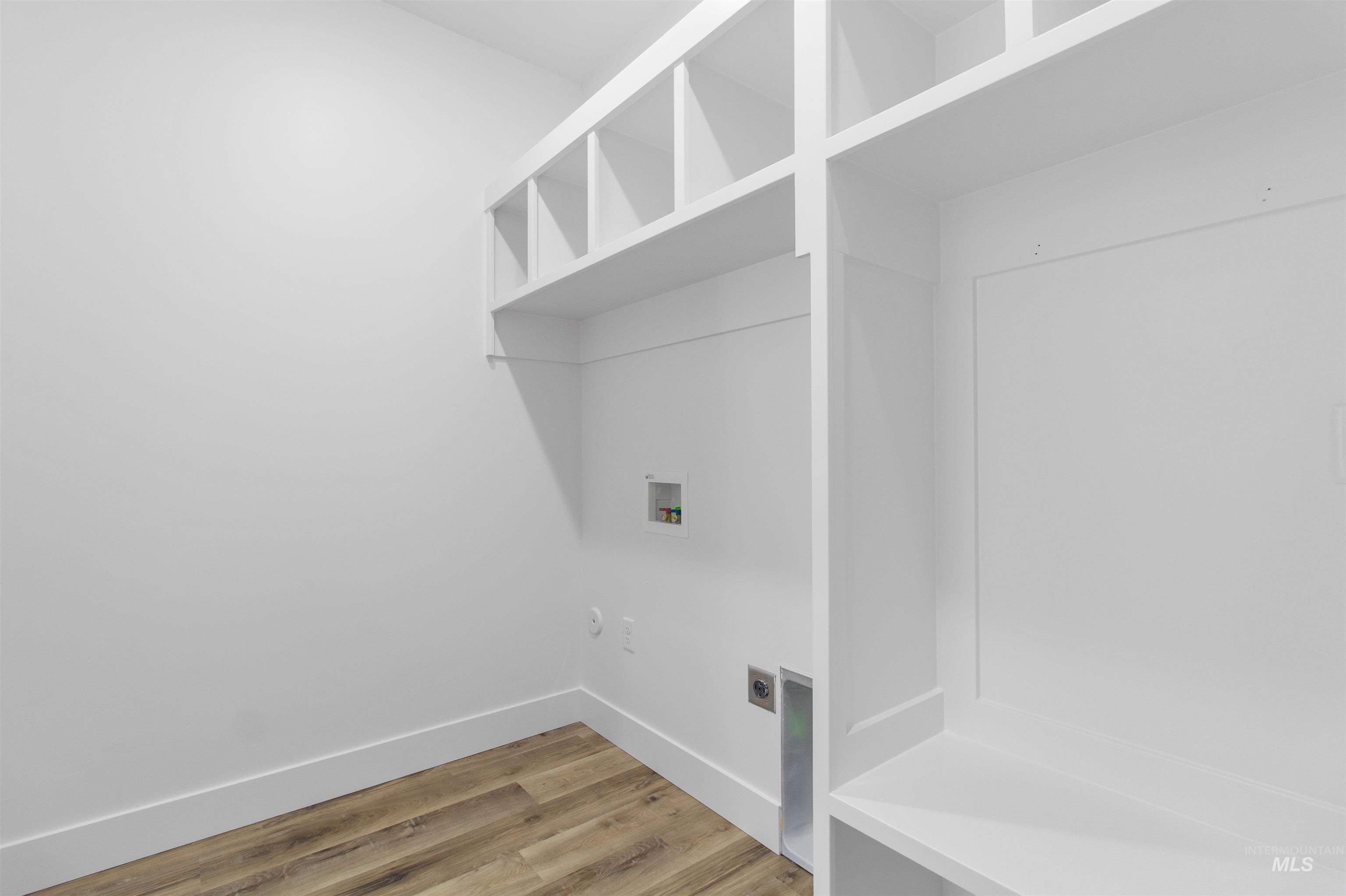 579 Moonstone Property Photo 32