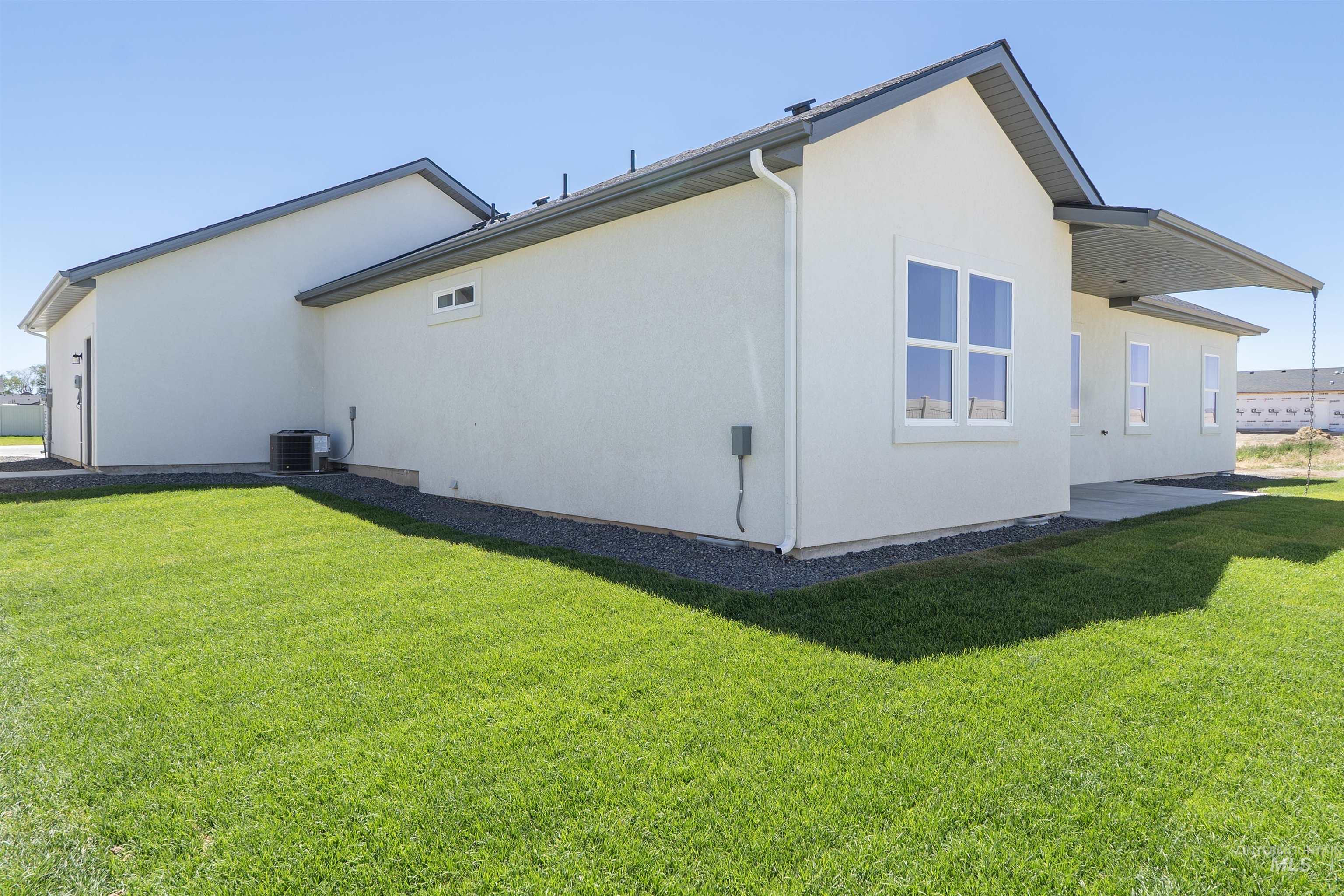 579 Moonstone Property Photo 36