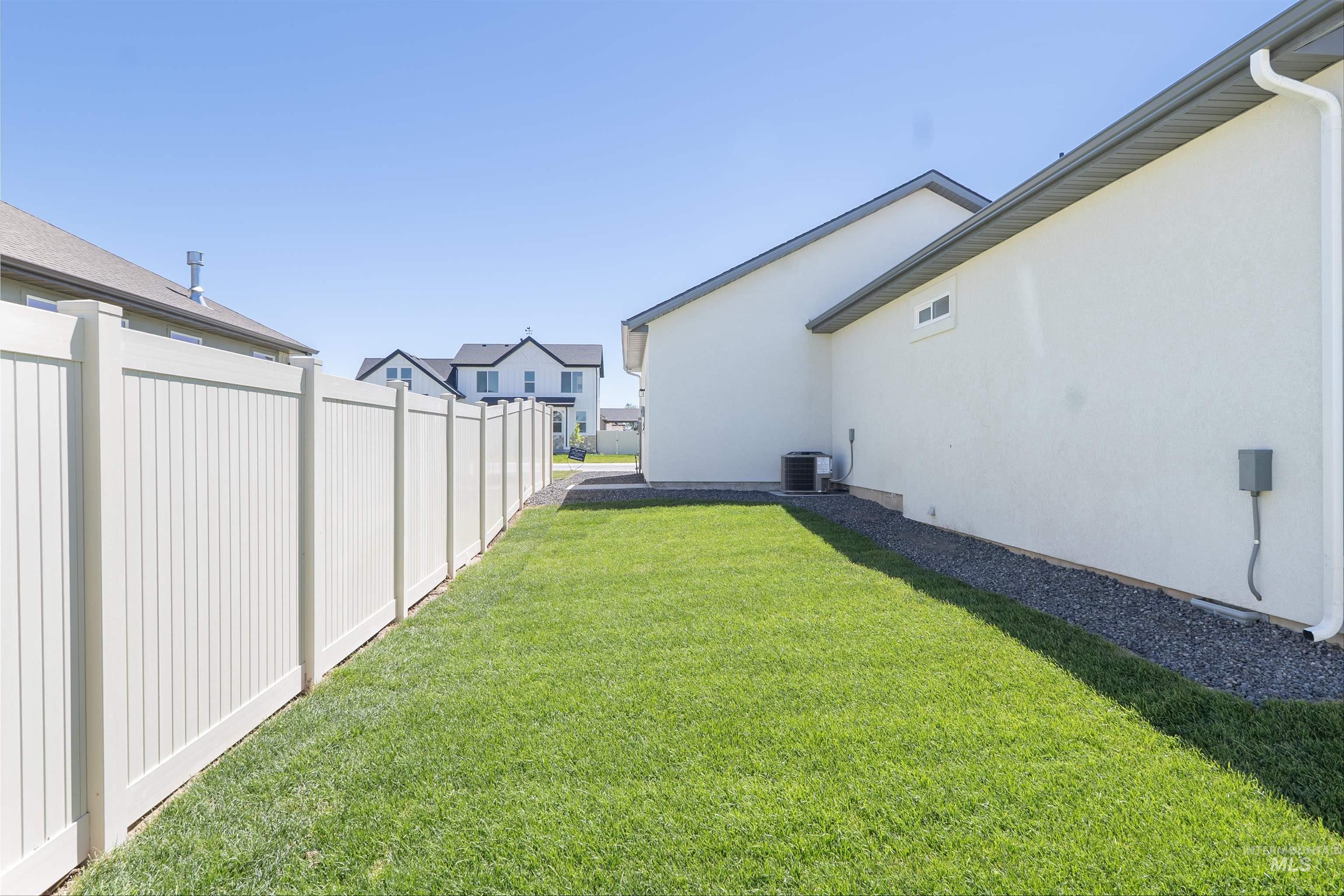 579 Moonstone Property Photo 38