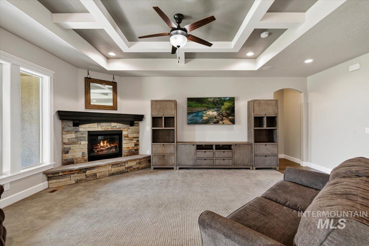 641 E Crest Ridge Dr Property Photo 8