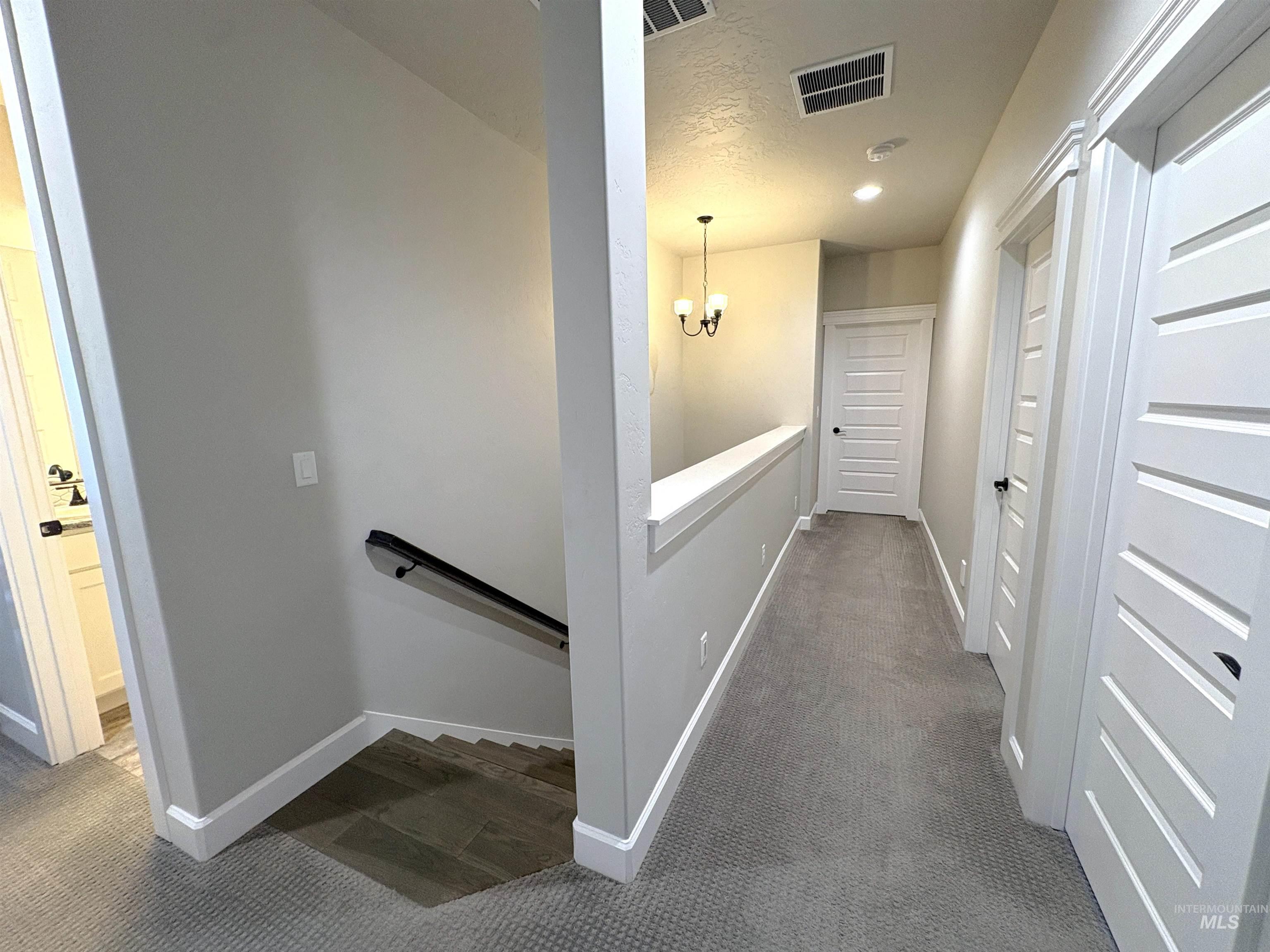 641 E Crest Ridge Dr Property Photo 8