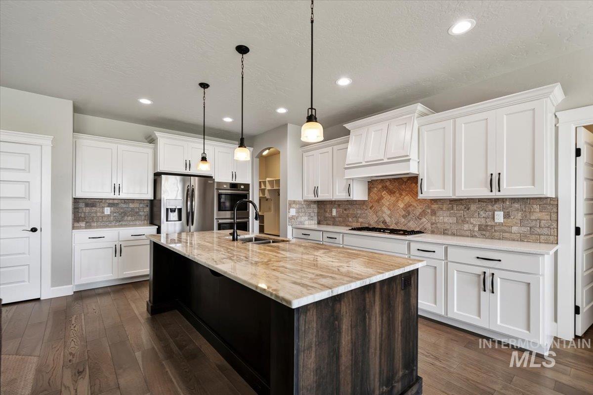 641 E Crest Ridge Dr Property Photo 10