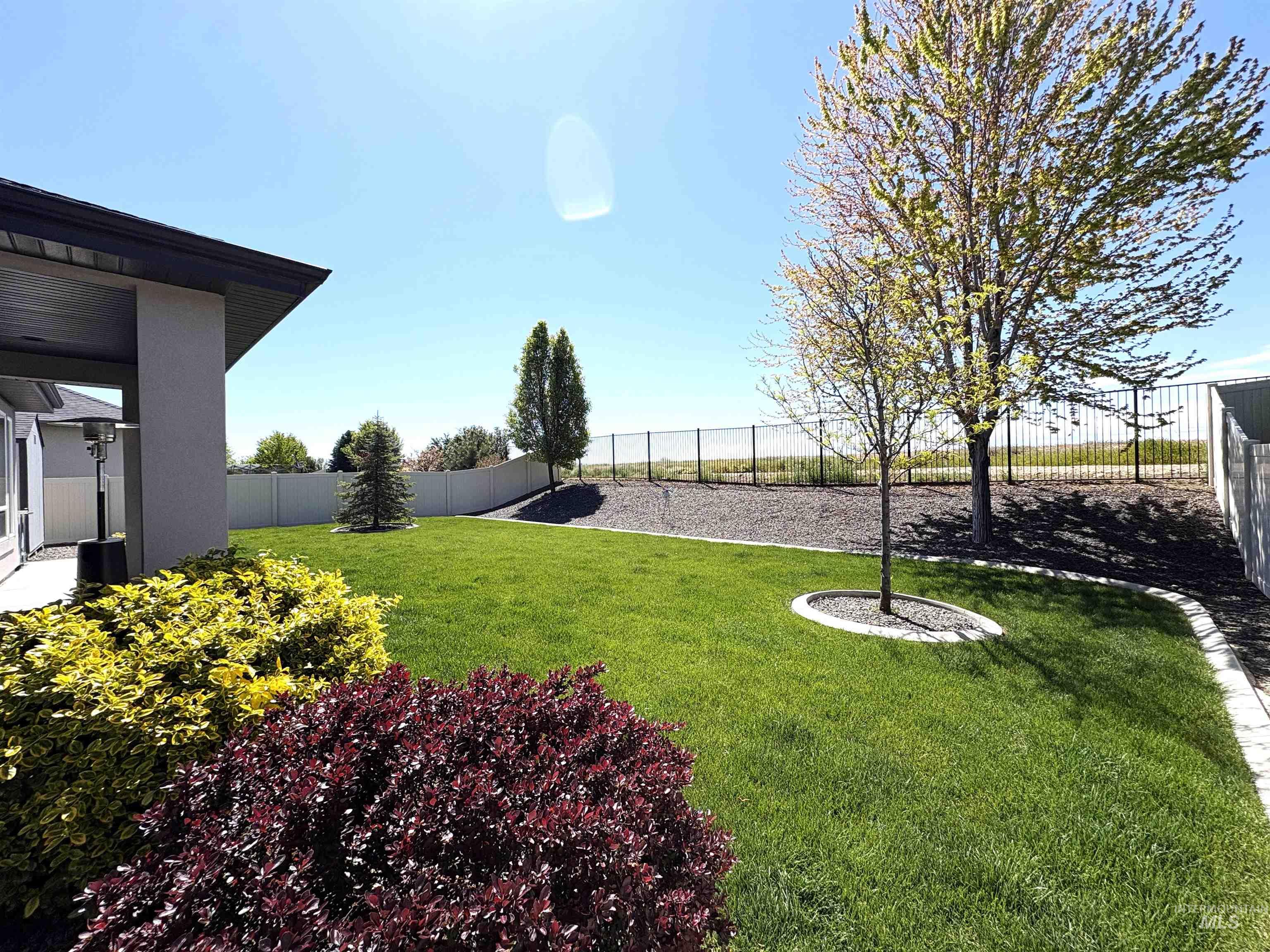 641 E Crest Ridge Dr Property Photo 10