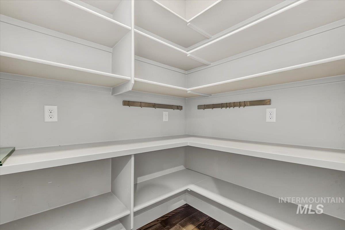641 E Crest Ridge Dr Property Photo 13