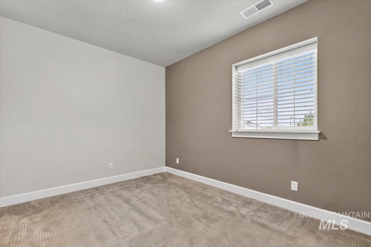 641 E Crest Ridge Dr Property Photo 24