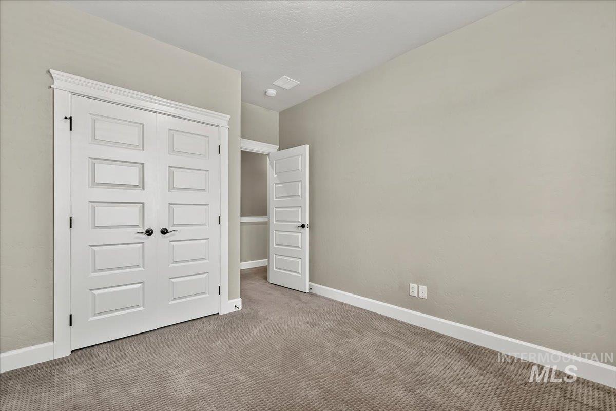 641 E Crest Ridge Dr Property Photo 26