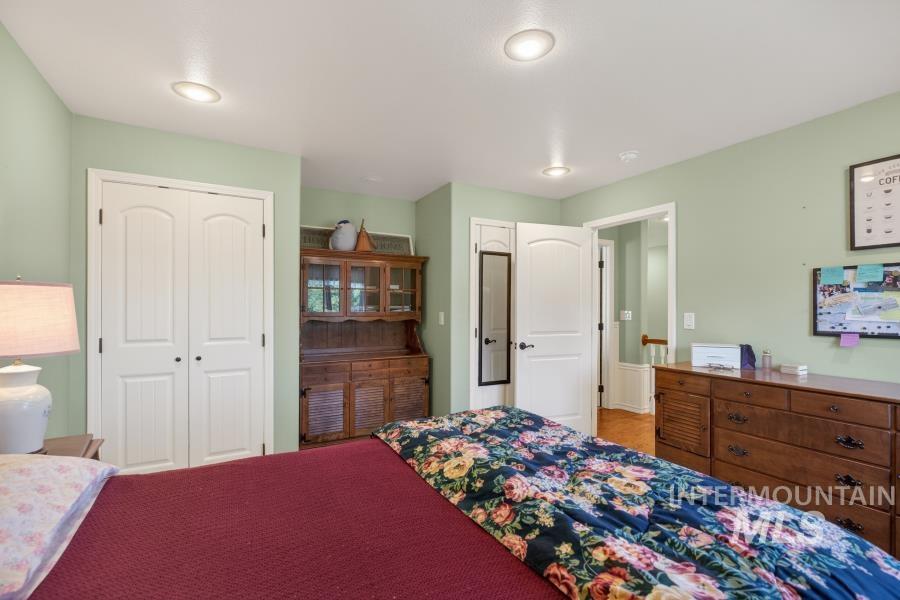 1086 E Rock Creek Rd Property Photo 27