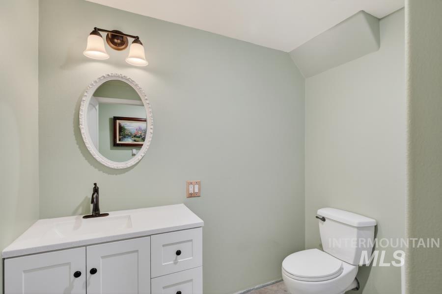 1086 E Rock Creek Rd Property Photo 40