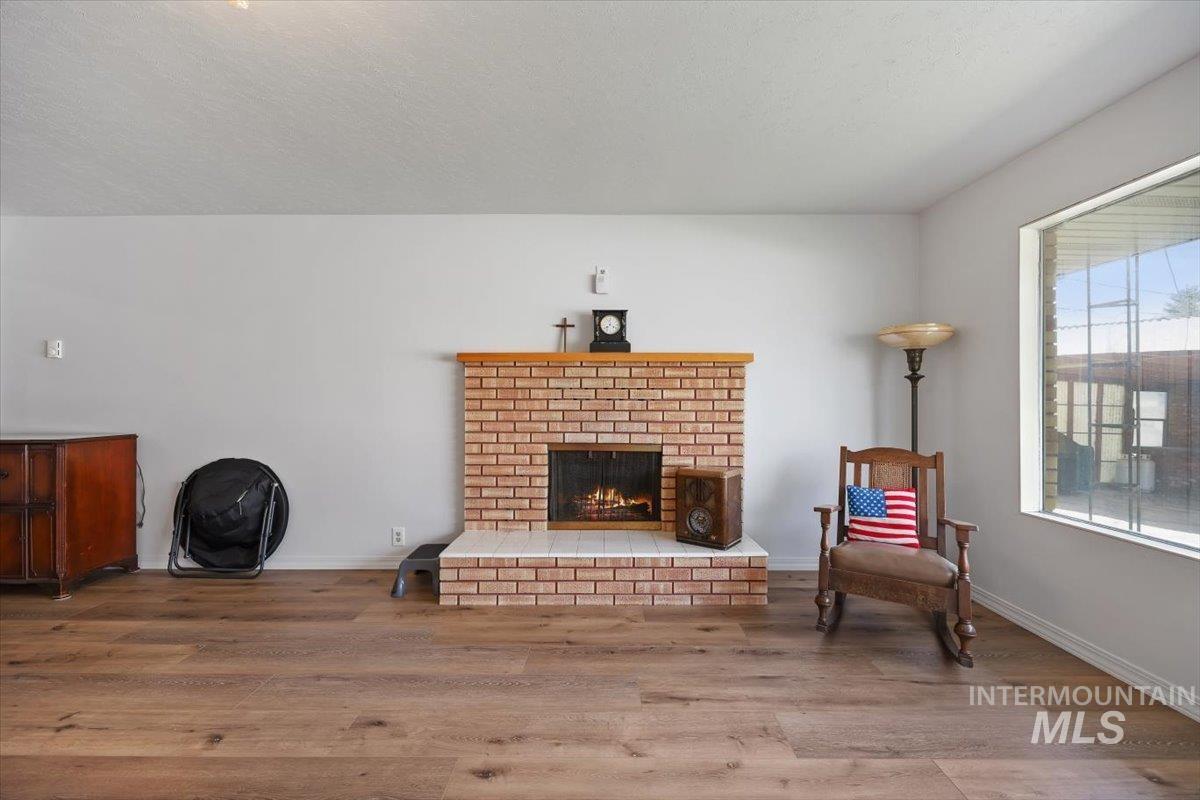 2012 21st Property Photo 6