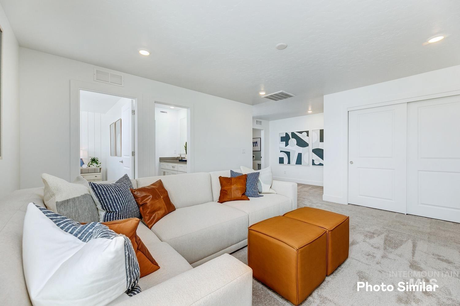 5055 N Corbell Ave Property Photo 15