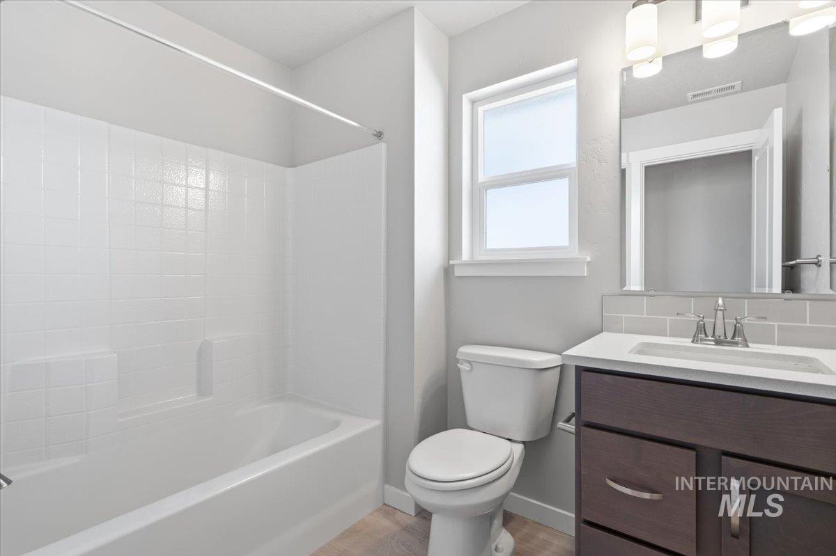 19375 Snowyside Way Property Photo 23