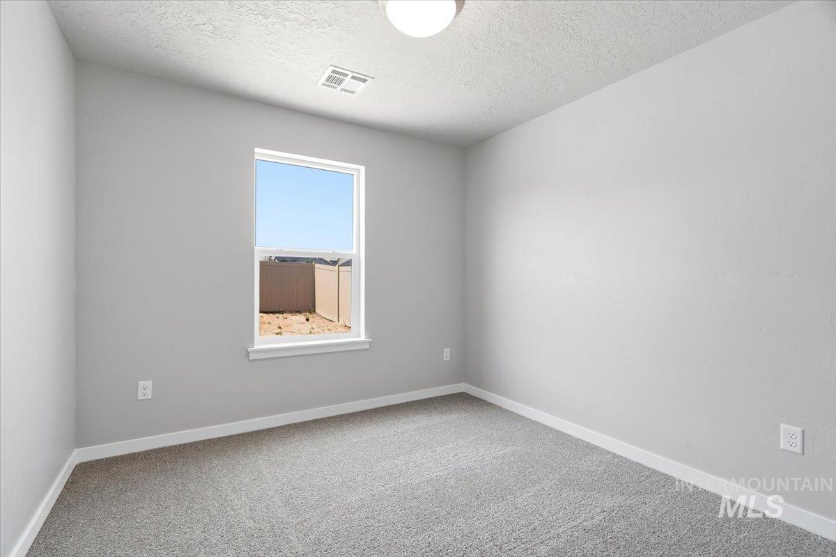 19375 Snowyside Way Property Photo 24