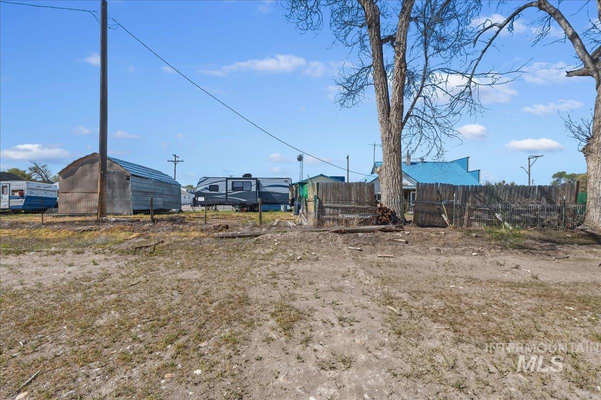 255 Main St Property Photo 16