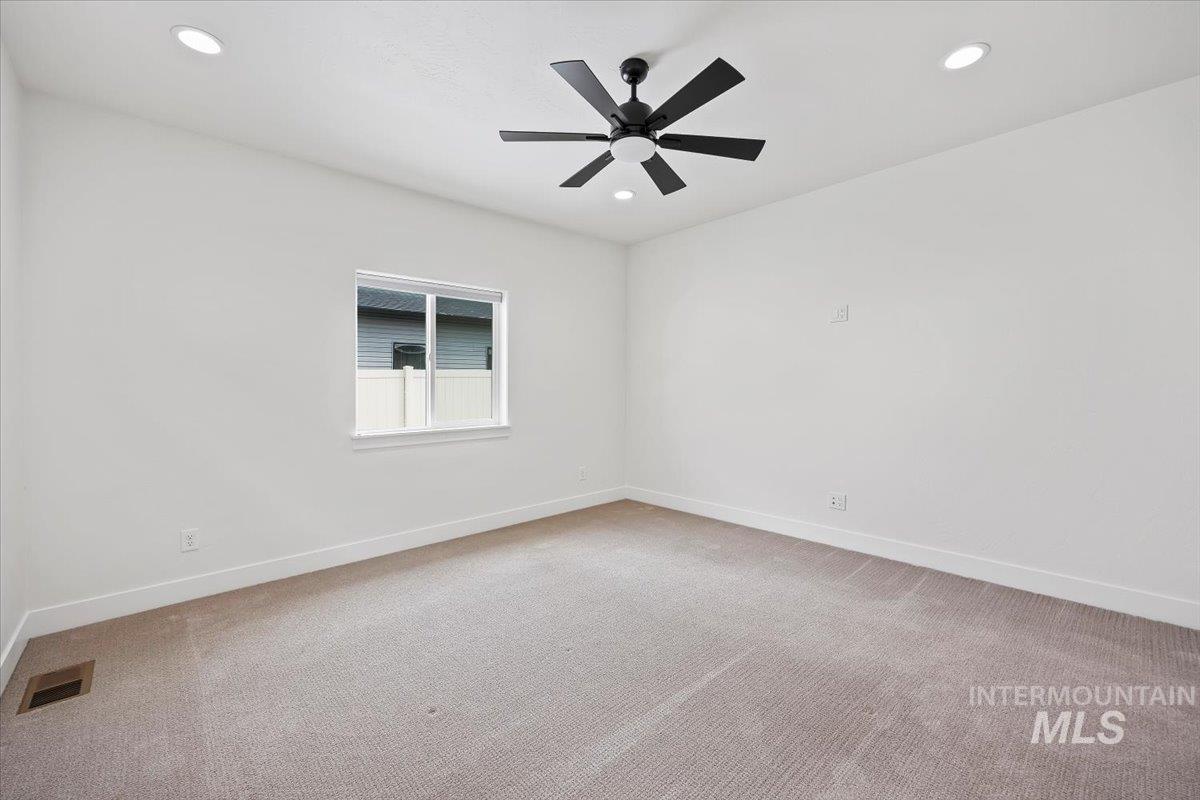924 Trapper Peak Property Photo 23
