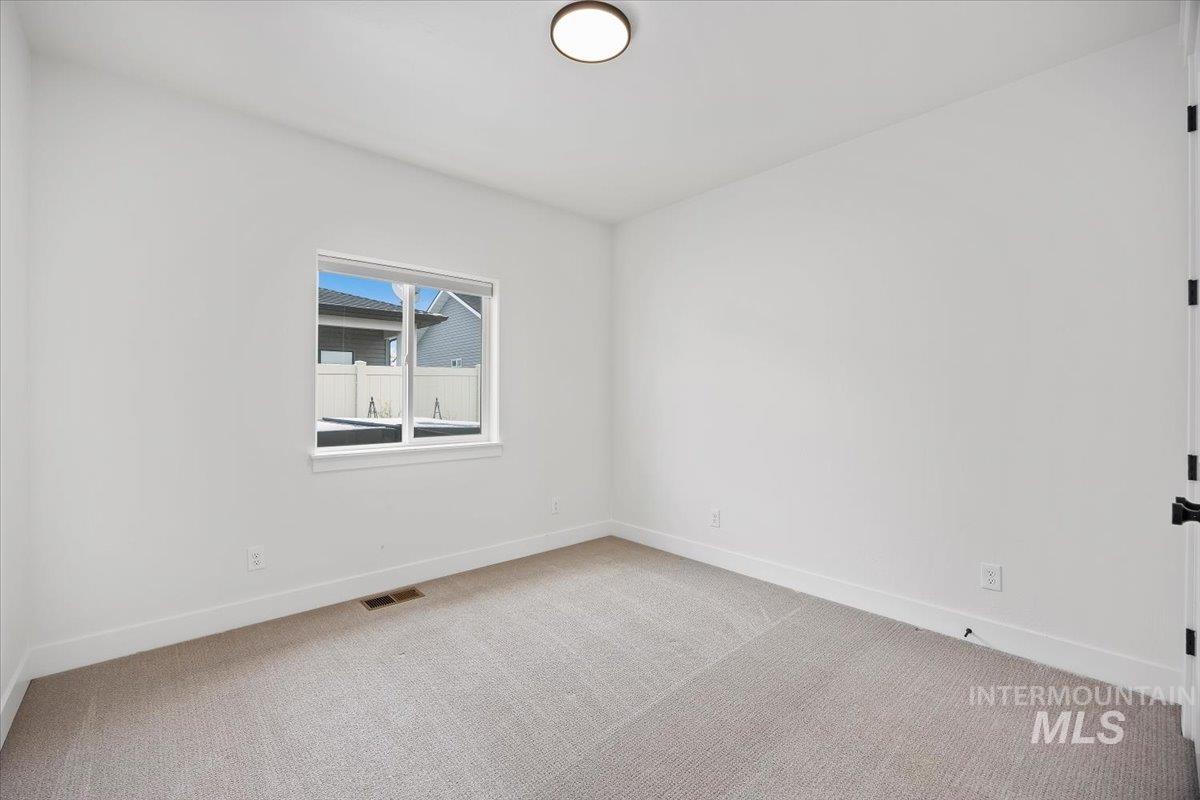 924 Trapper Peak Property Photo 36