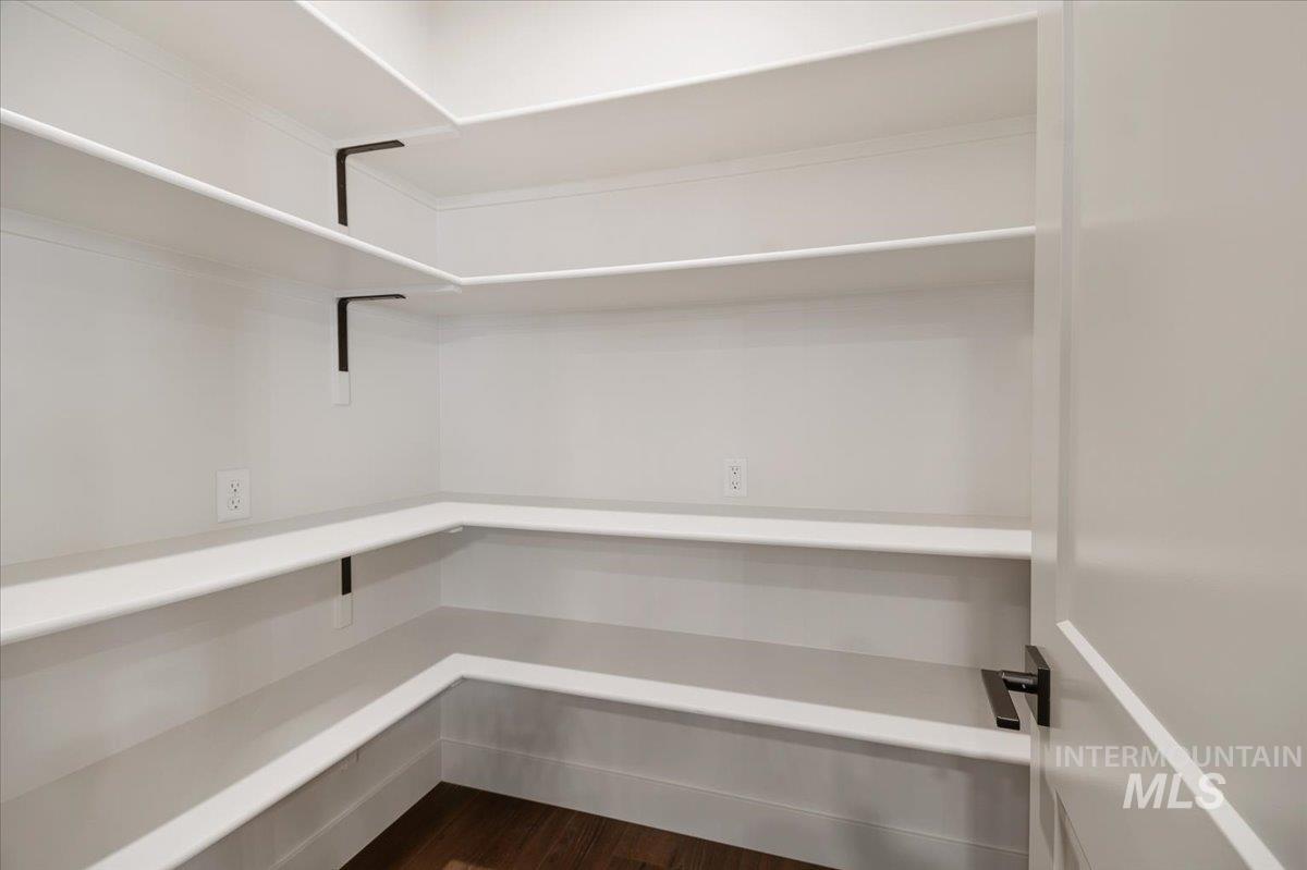 661 Full Moon Way Property Photo 25