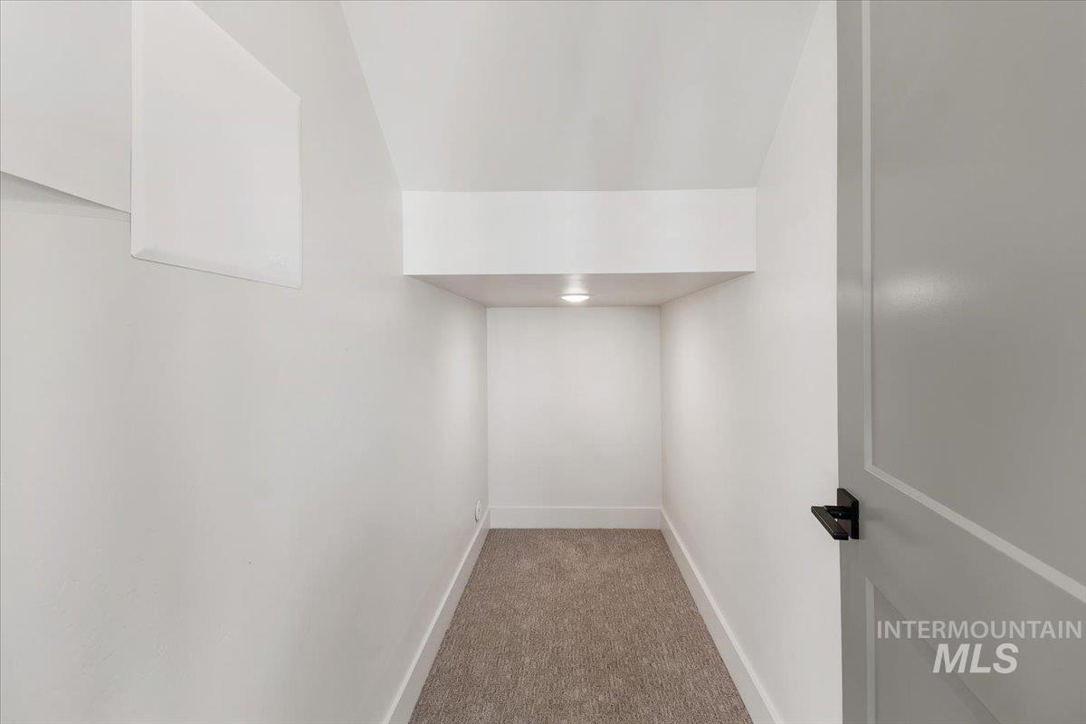 661 Full Moon Way Property Photo 31