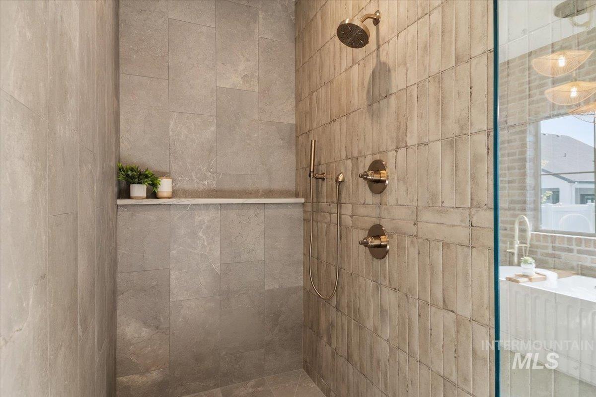 661 Full Moon Way Property Photo 40