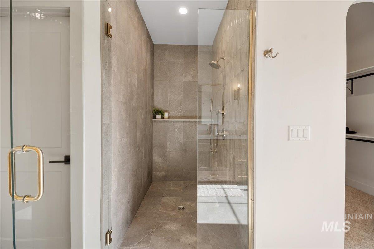 661 Full Moon Way Property Photo 41