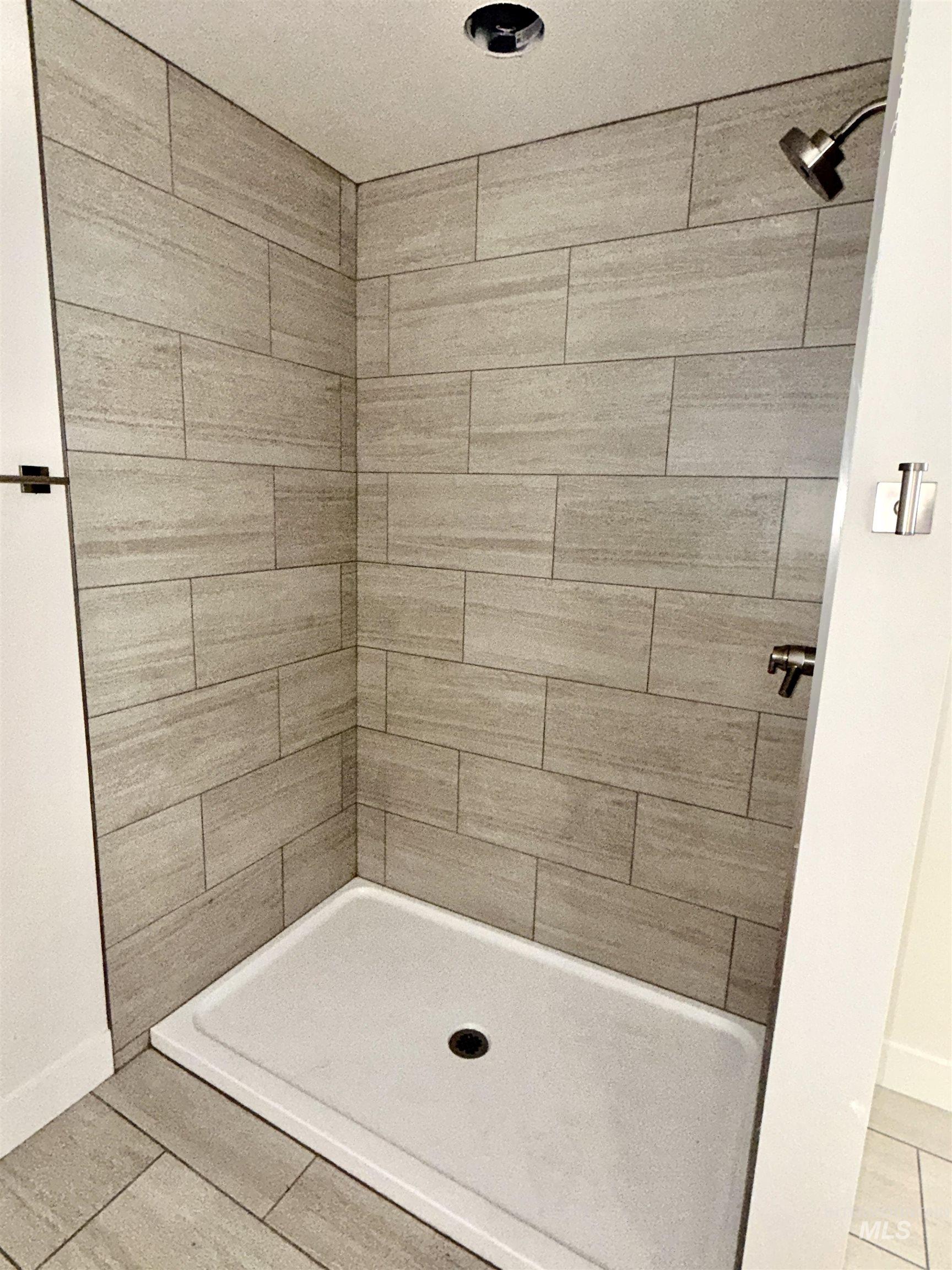 409 Ryan Ln Property Photo 33
