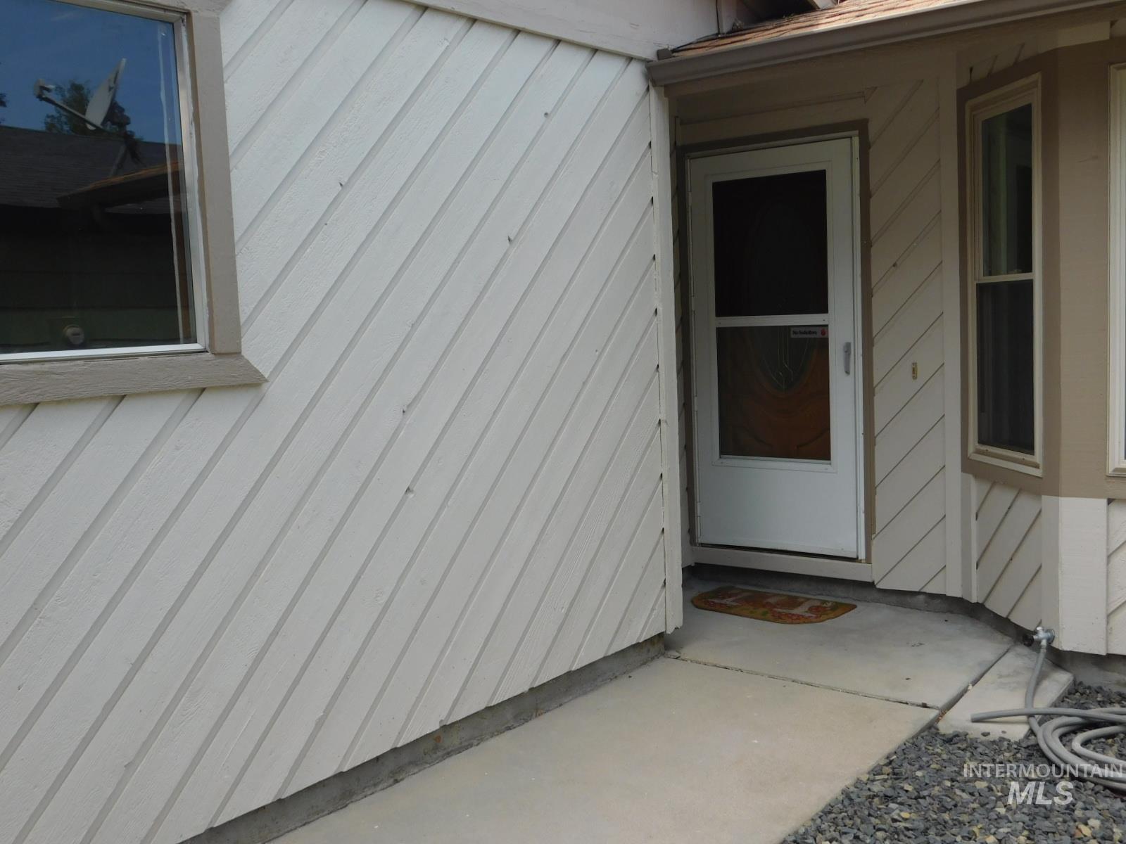 6996 W Gillis Property Photo 3