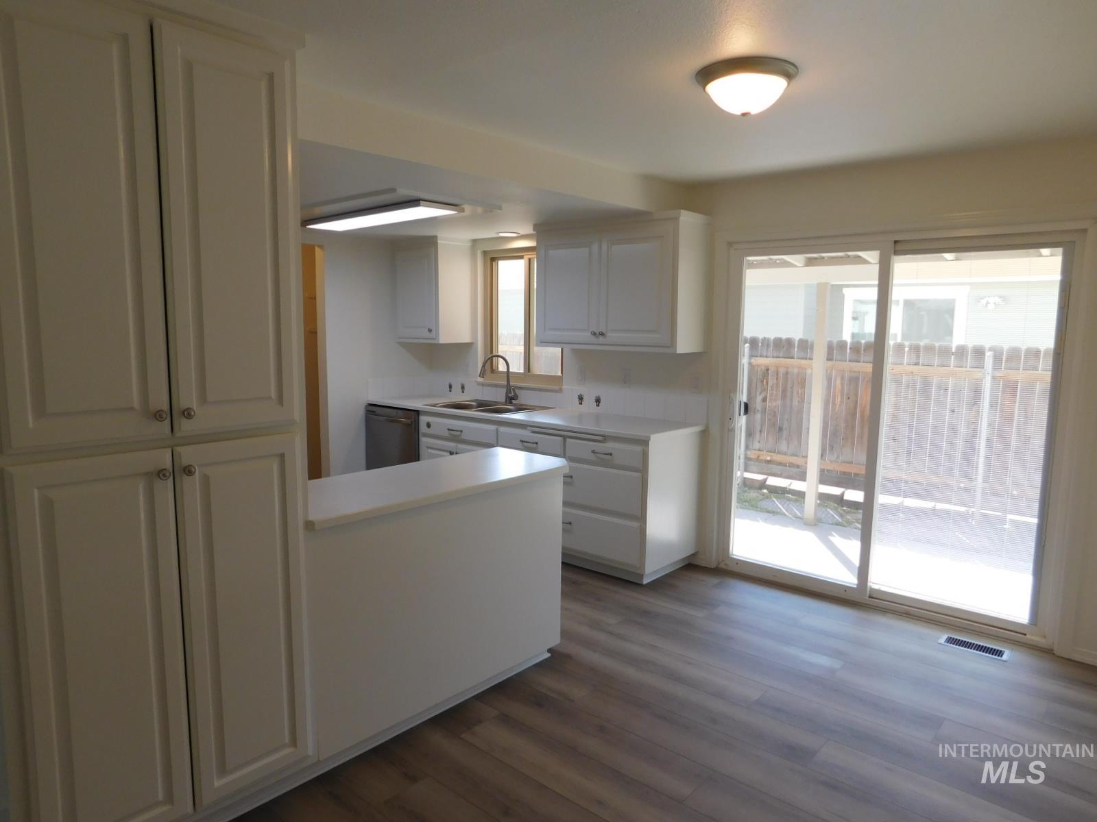 6996 W Gillis Property Photo 12