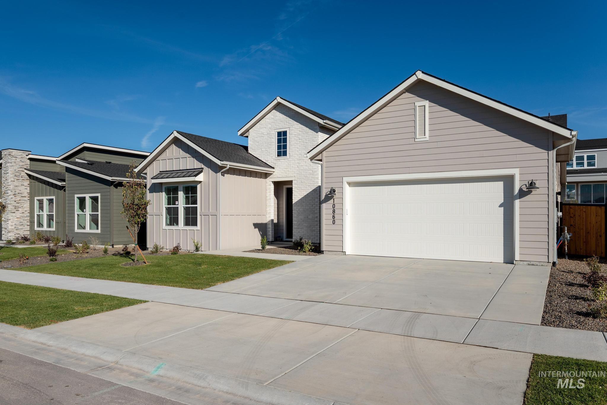 10860 W Wellness St Property Photo 3
